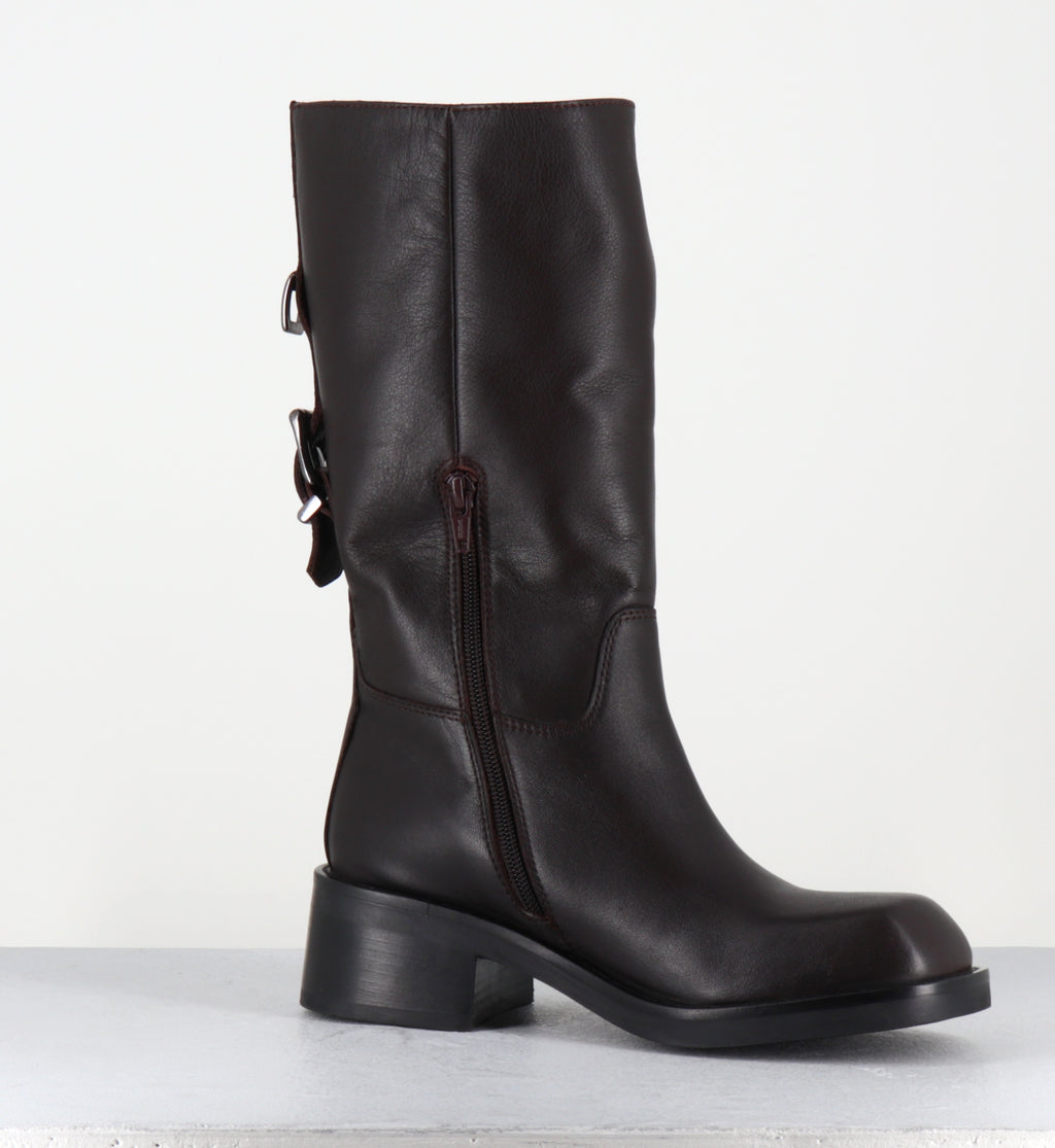 LEDA NATA CIOCCOLATO