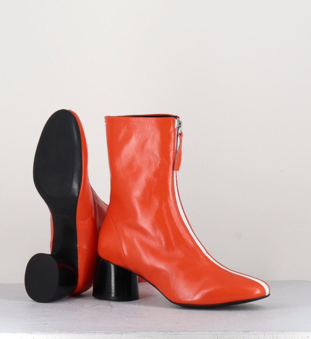 CAREN07 GLAZE NESPOLA