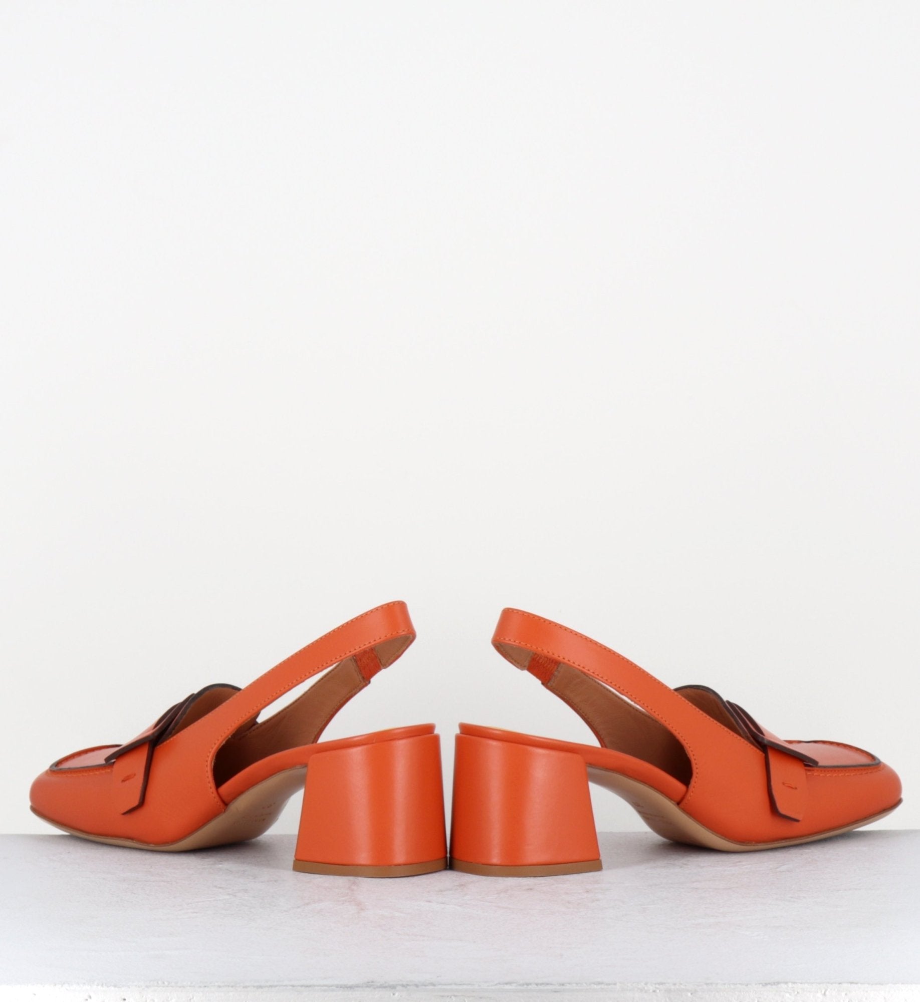 S242234 REMUVE ORANGE
