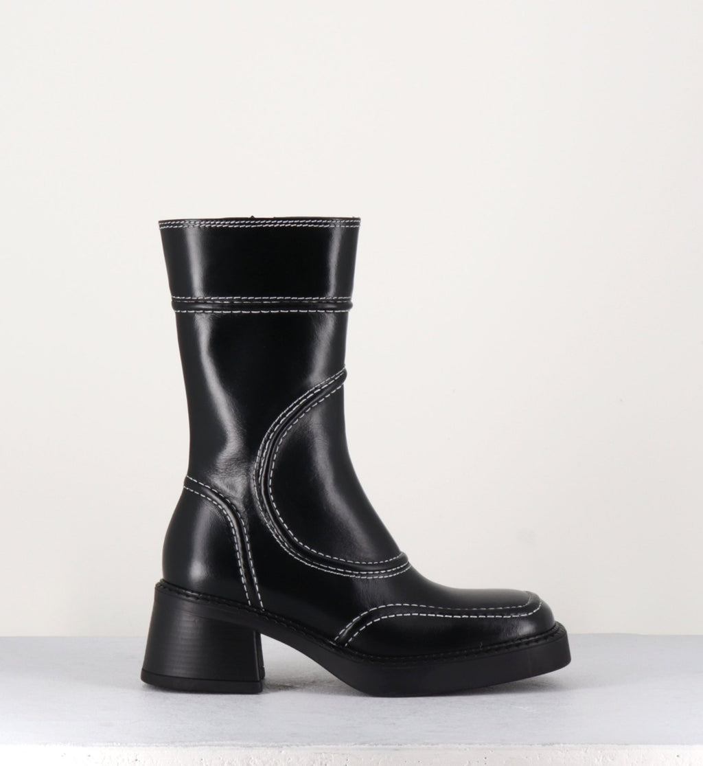 MALENE BLACK ANKLE BOOTS