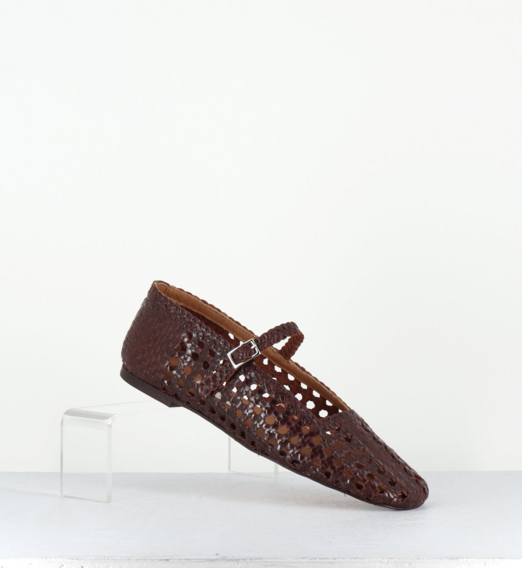 YEIDA BROWN BALLERINAS