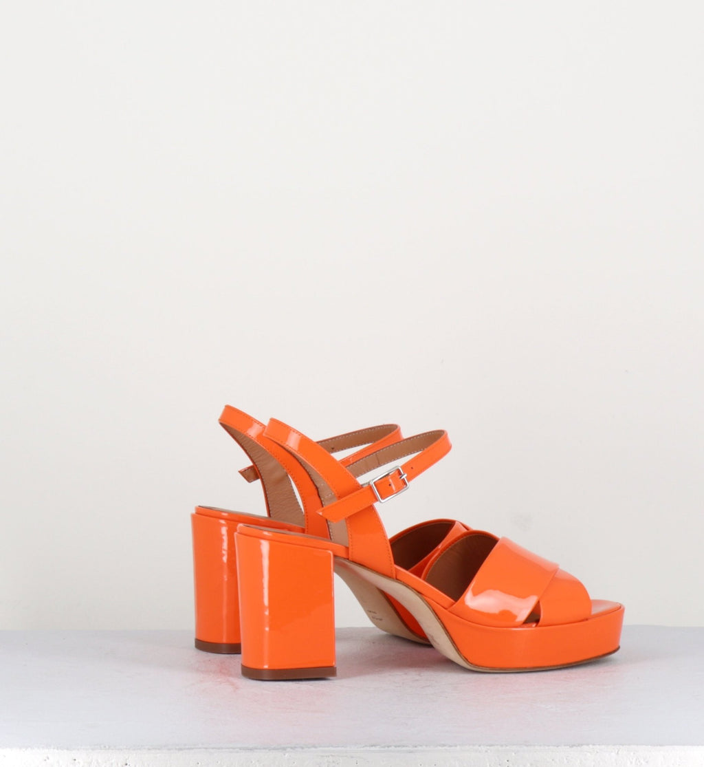 JULIA23 ARANCIO