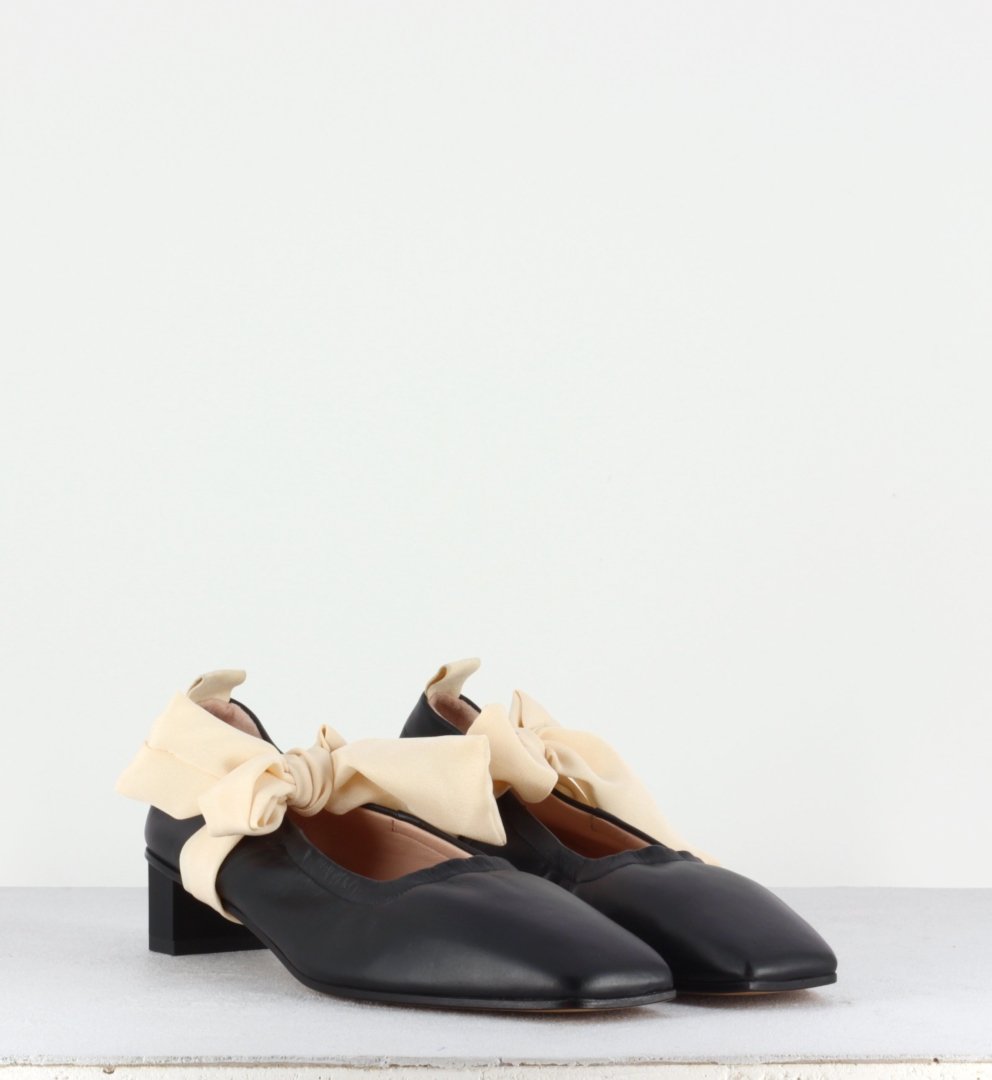 Escarpin noir à bout carré avec nœud - Dafne Mary Jane