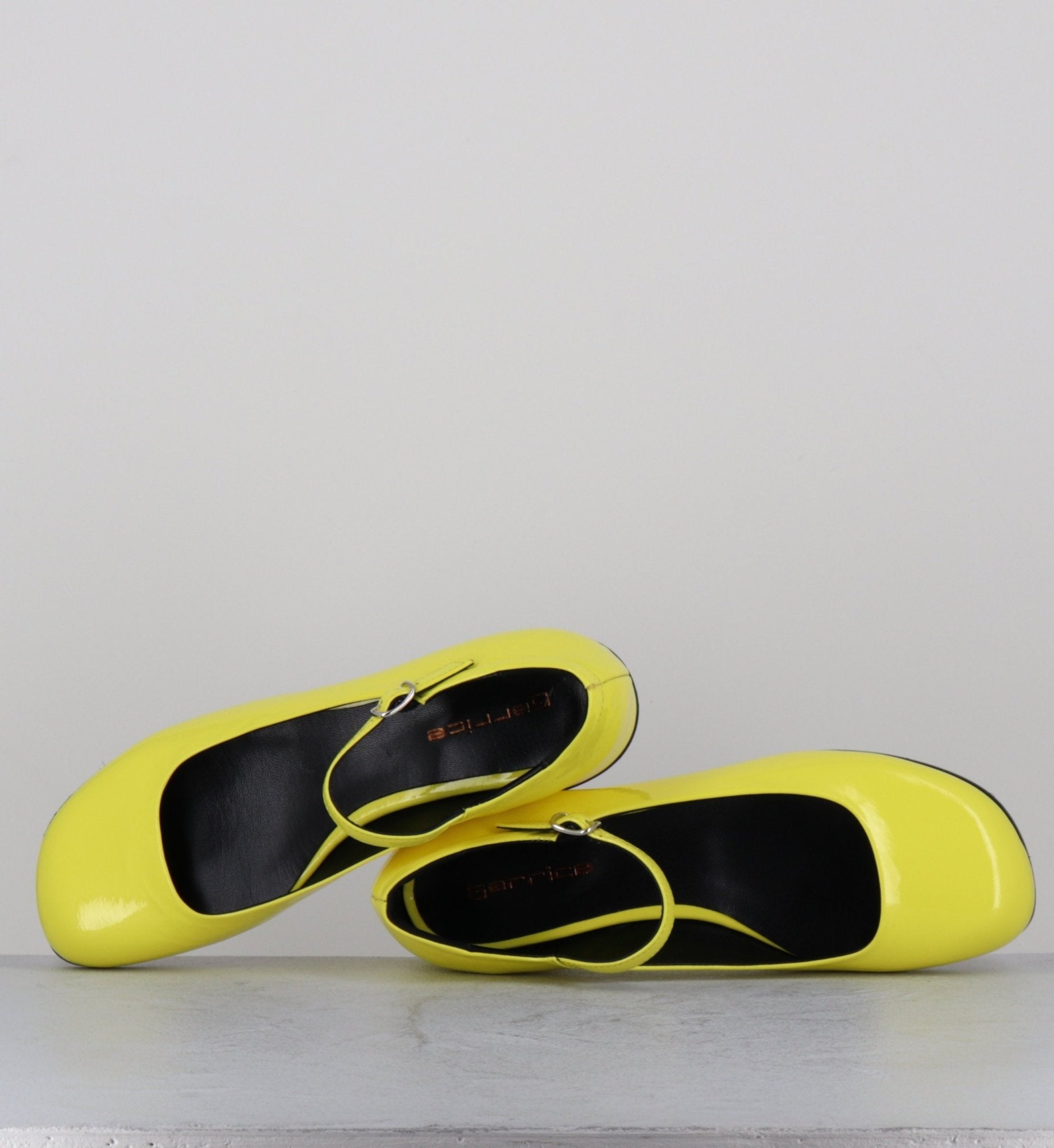 LIGAT2 CINDY BUTTERCUP