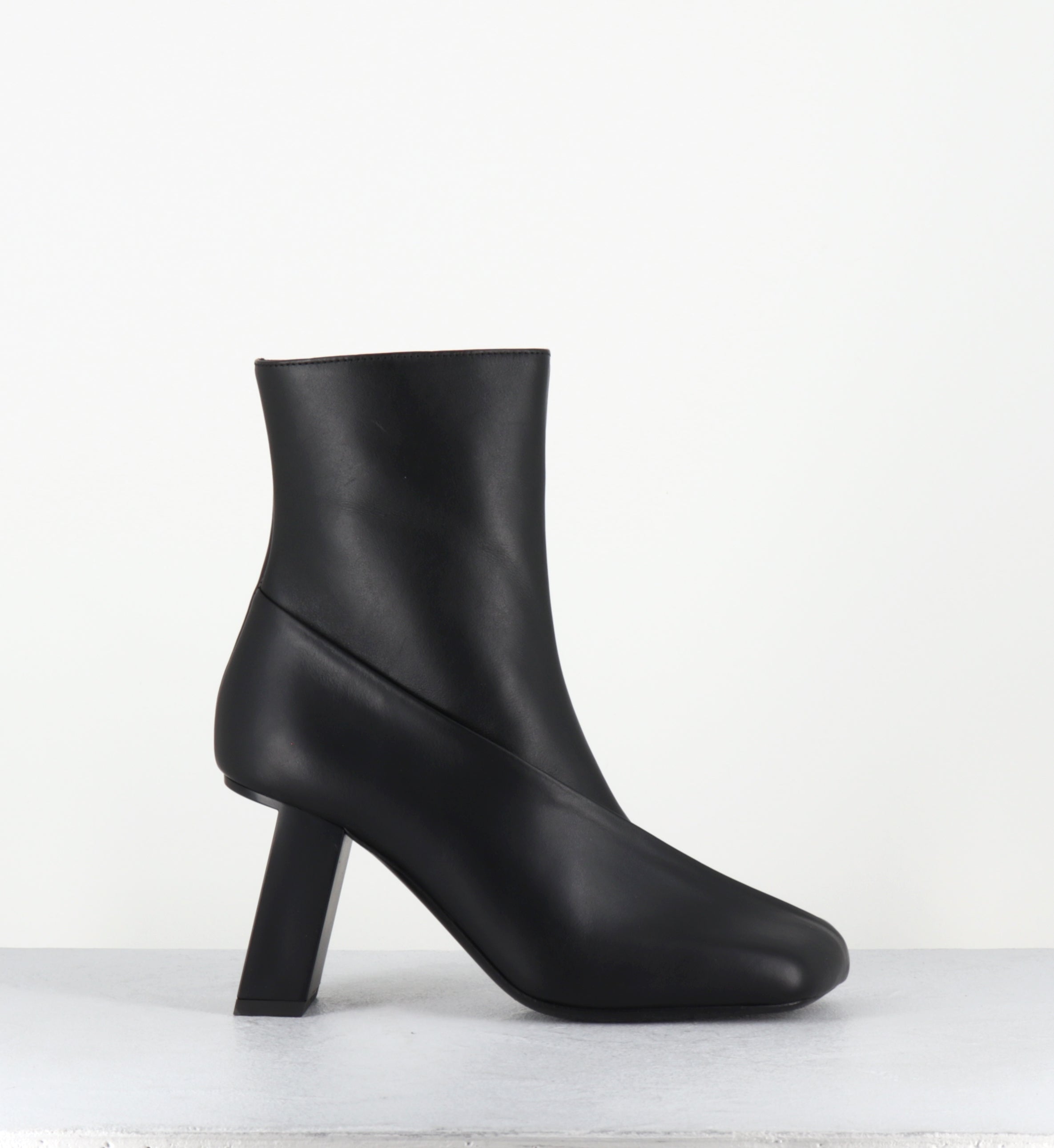 1H4450D ELODIE BLACK