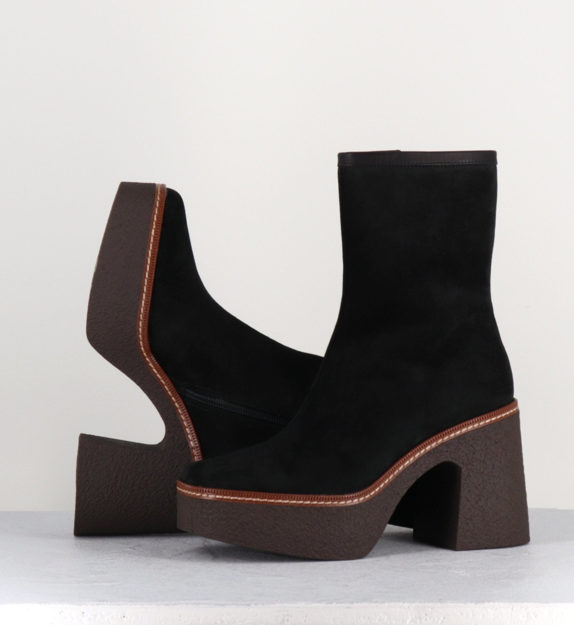 CARLA21 VELOURS NERO