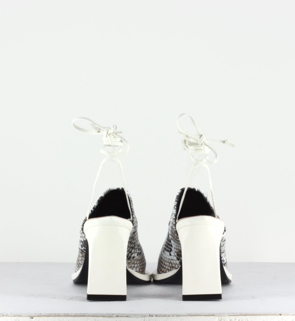 REIKE NEN - CLEAN SQUARE MULES