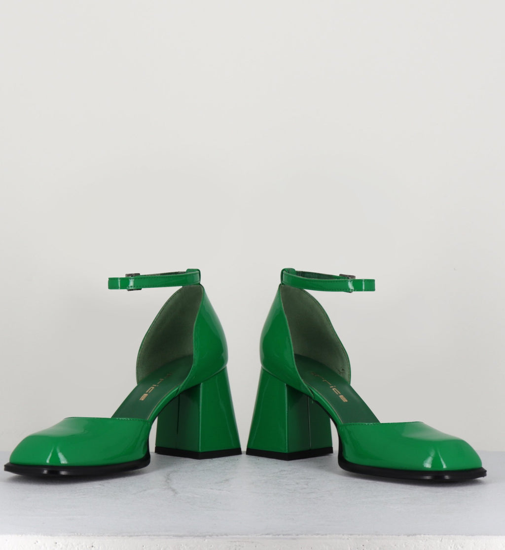 Babies en cuir vernis vert à talon - MIA70 VERDE