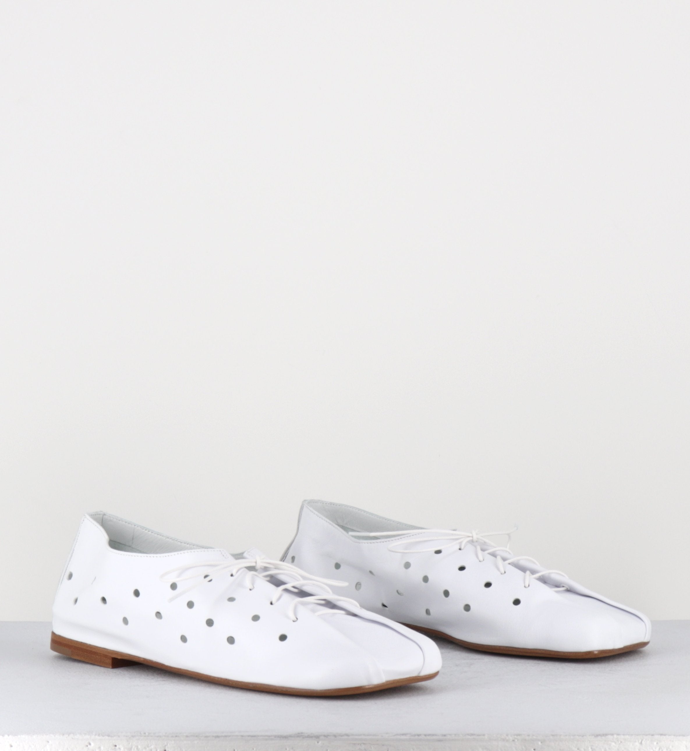 AB4651 NAPPATO BIANCO