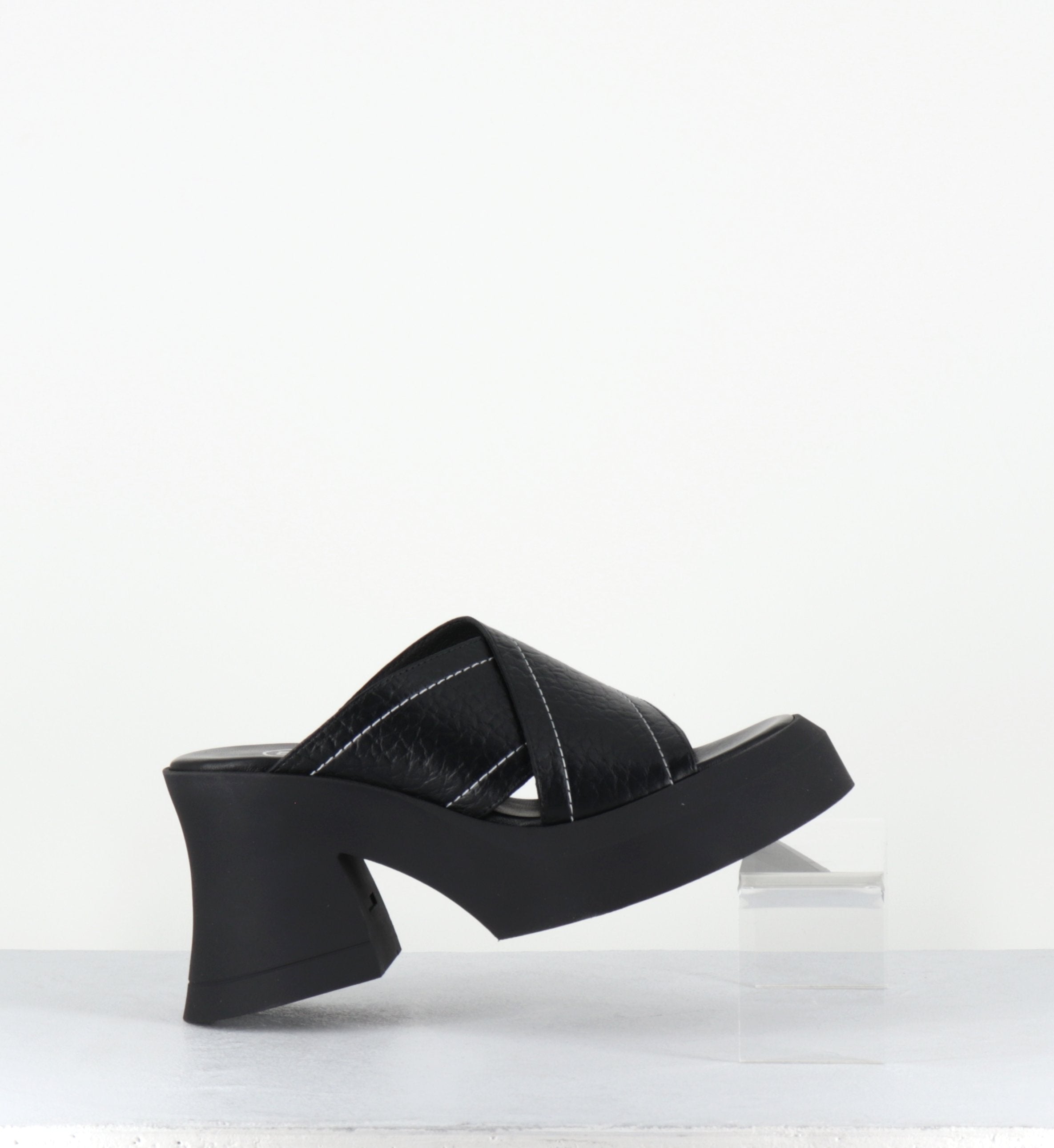RAISSA BLACK MULES