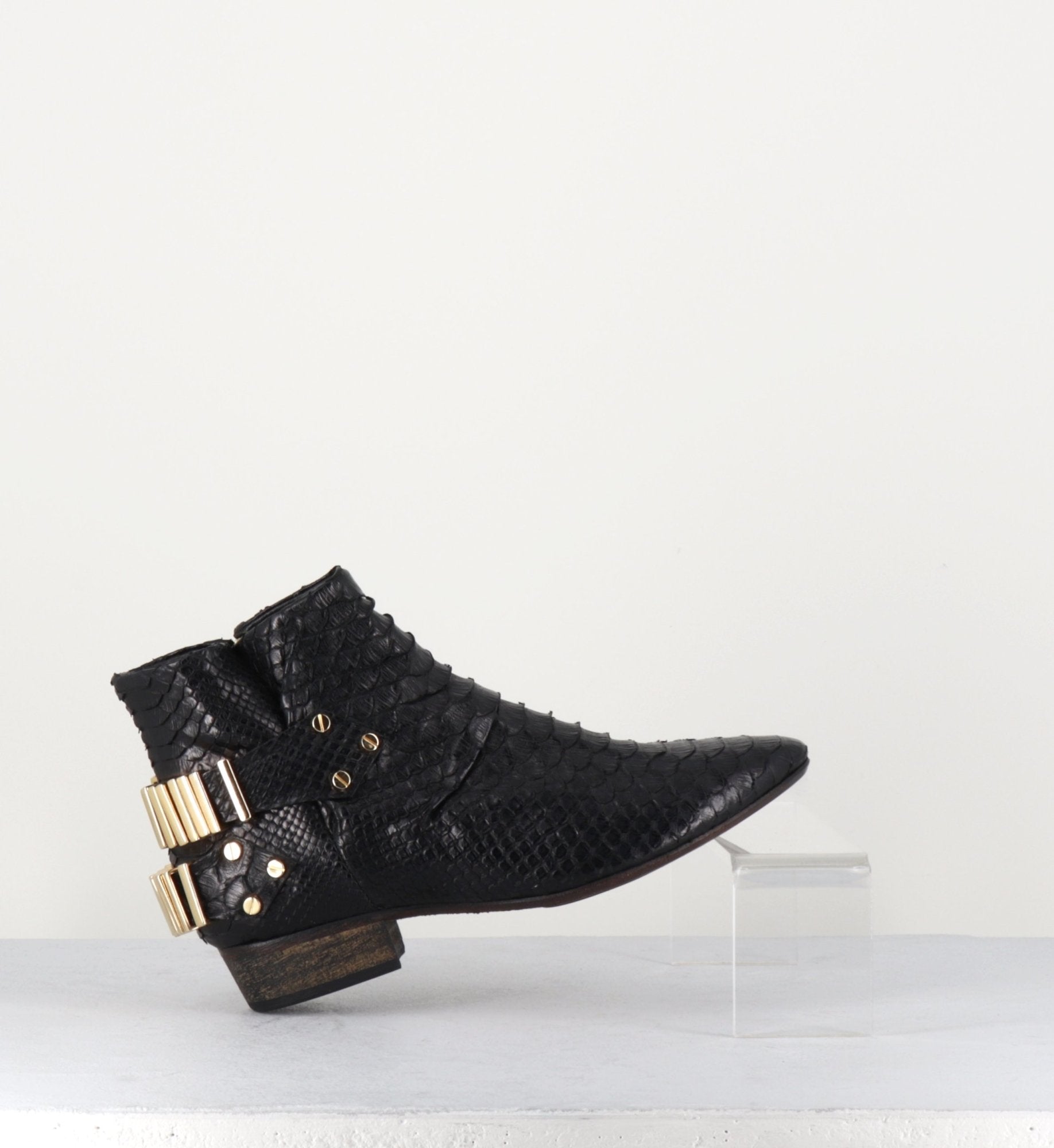 BOOTS  LO PYTHON BLACK/GOLD - FURY LONDON