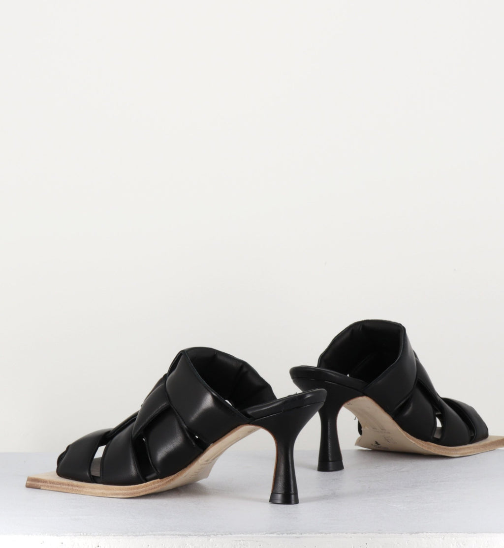 MAYTE BLACK MULES