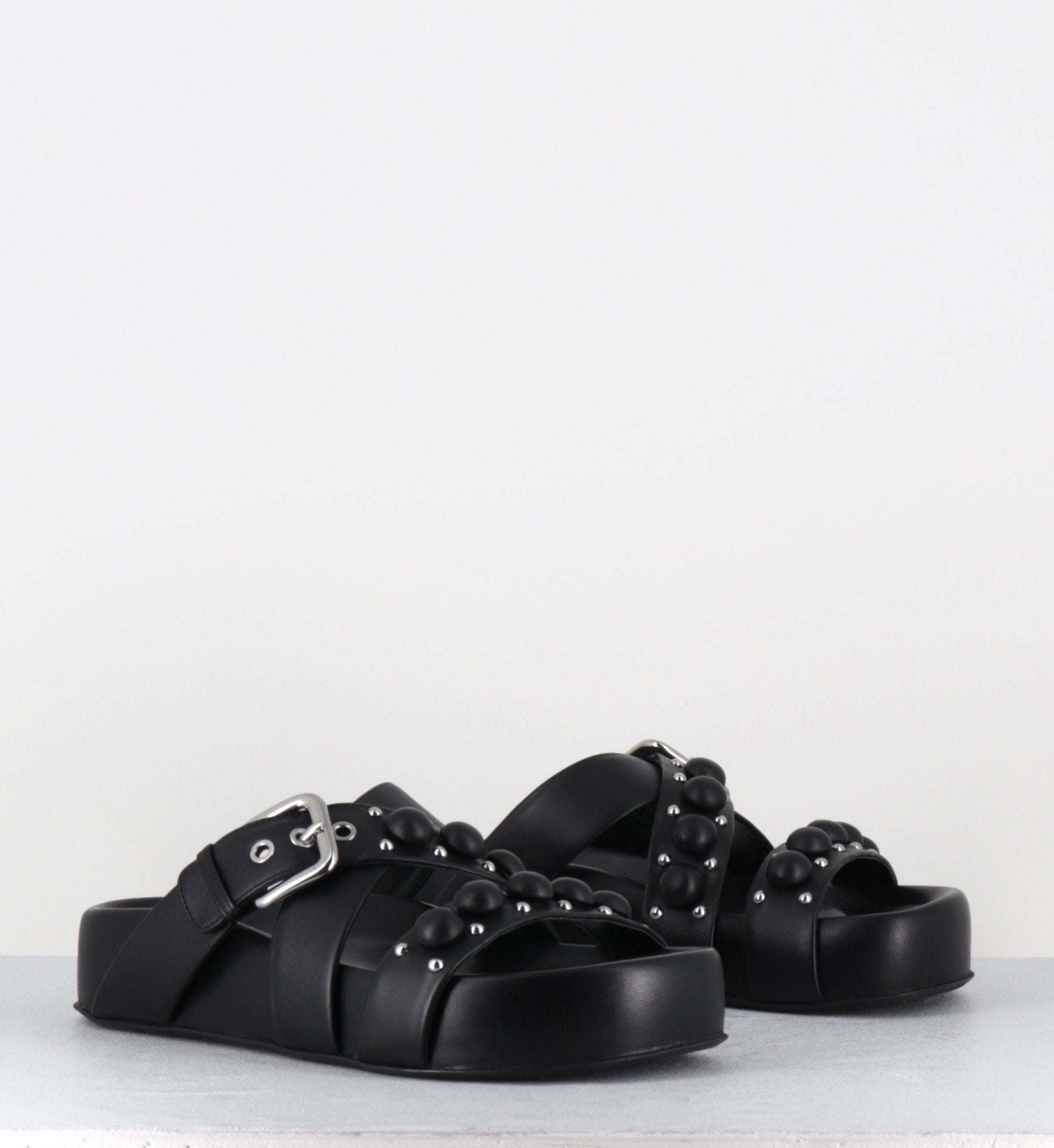 JANE STUDS NERO