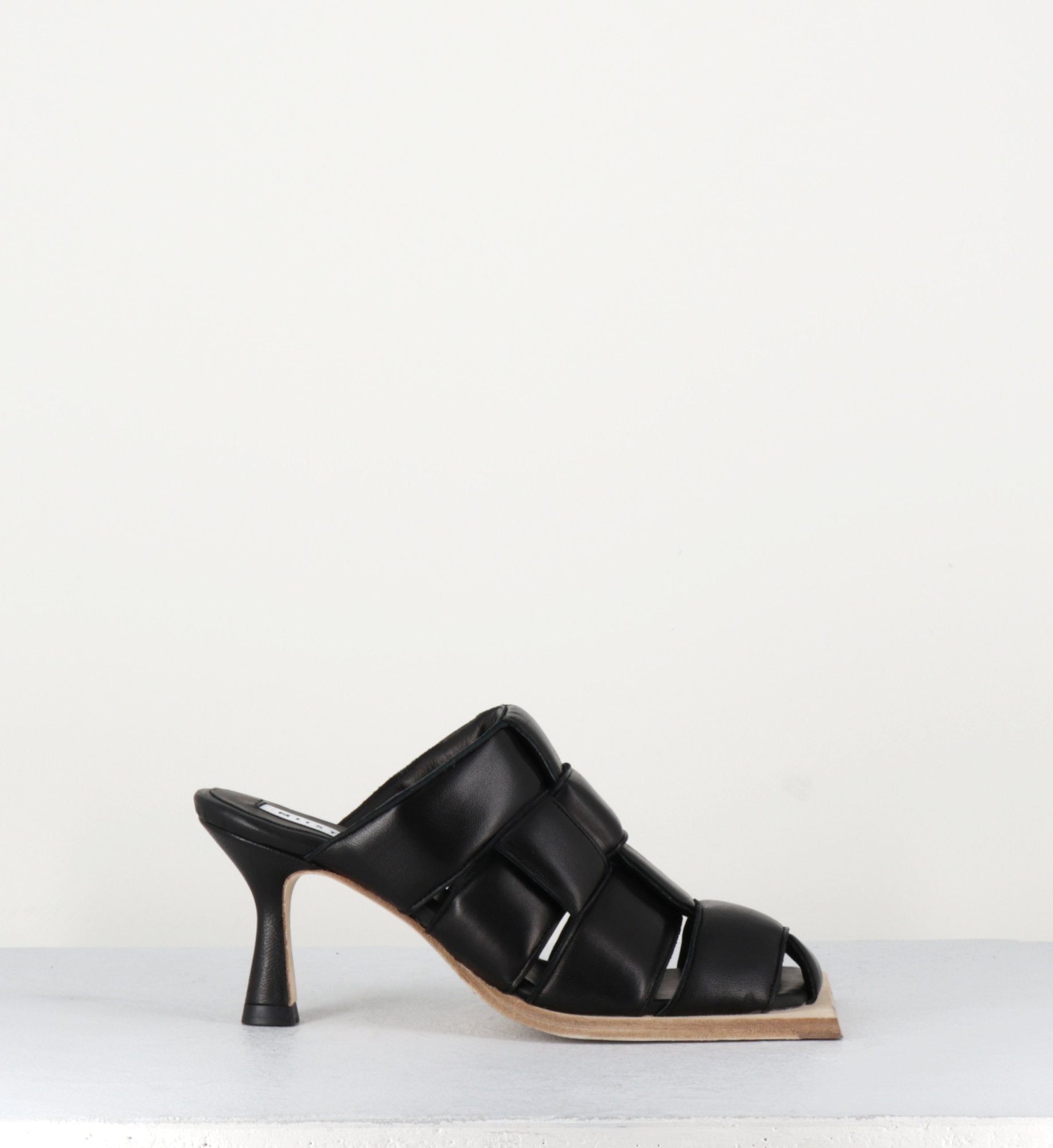 MAYTE BLACK MULES