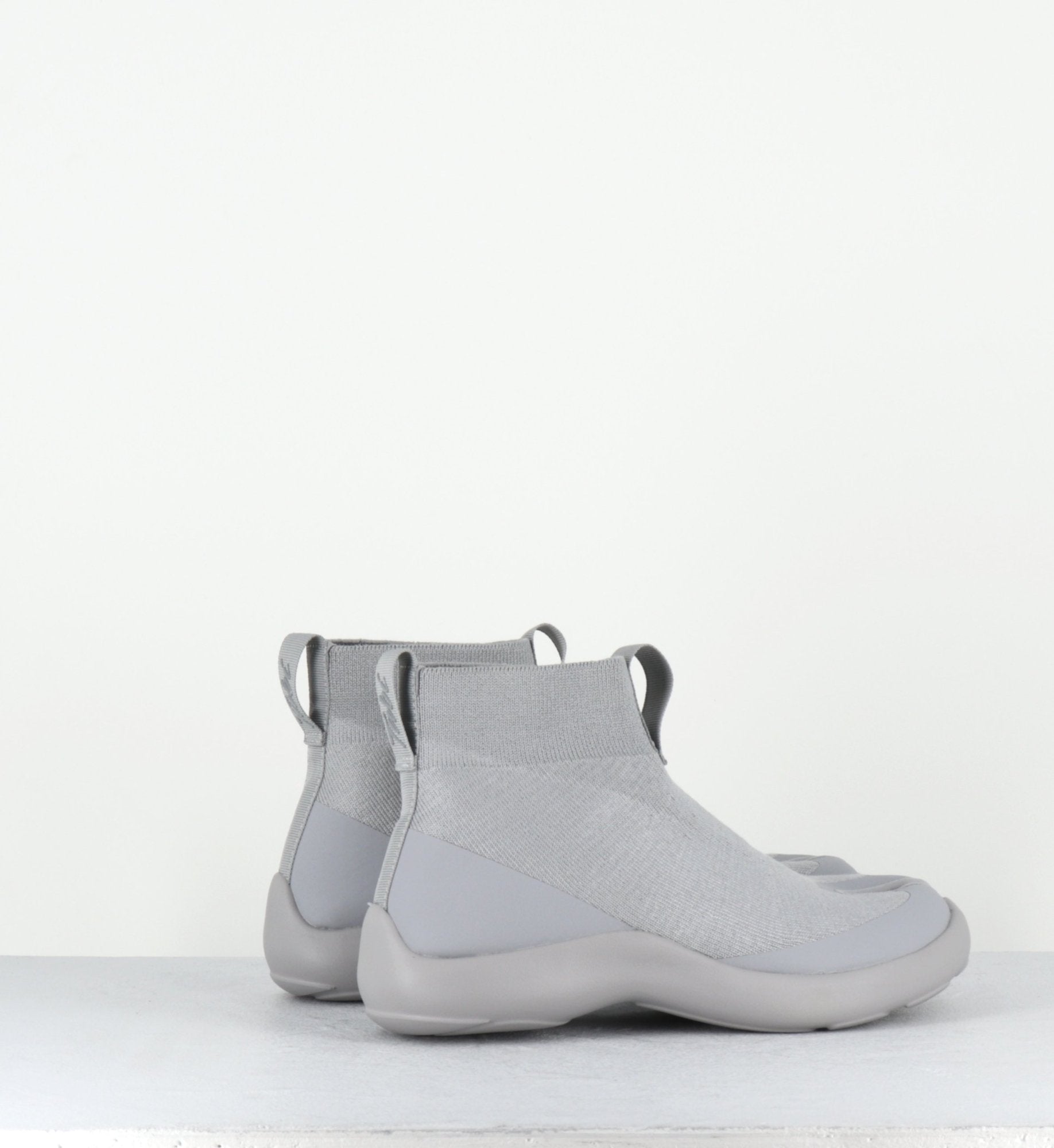 TABI HIGHTOP GREY