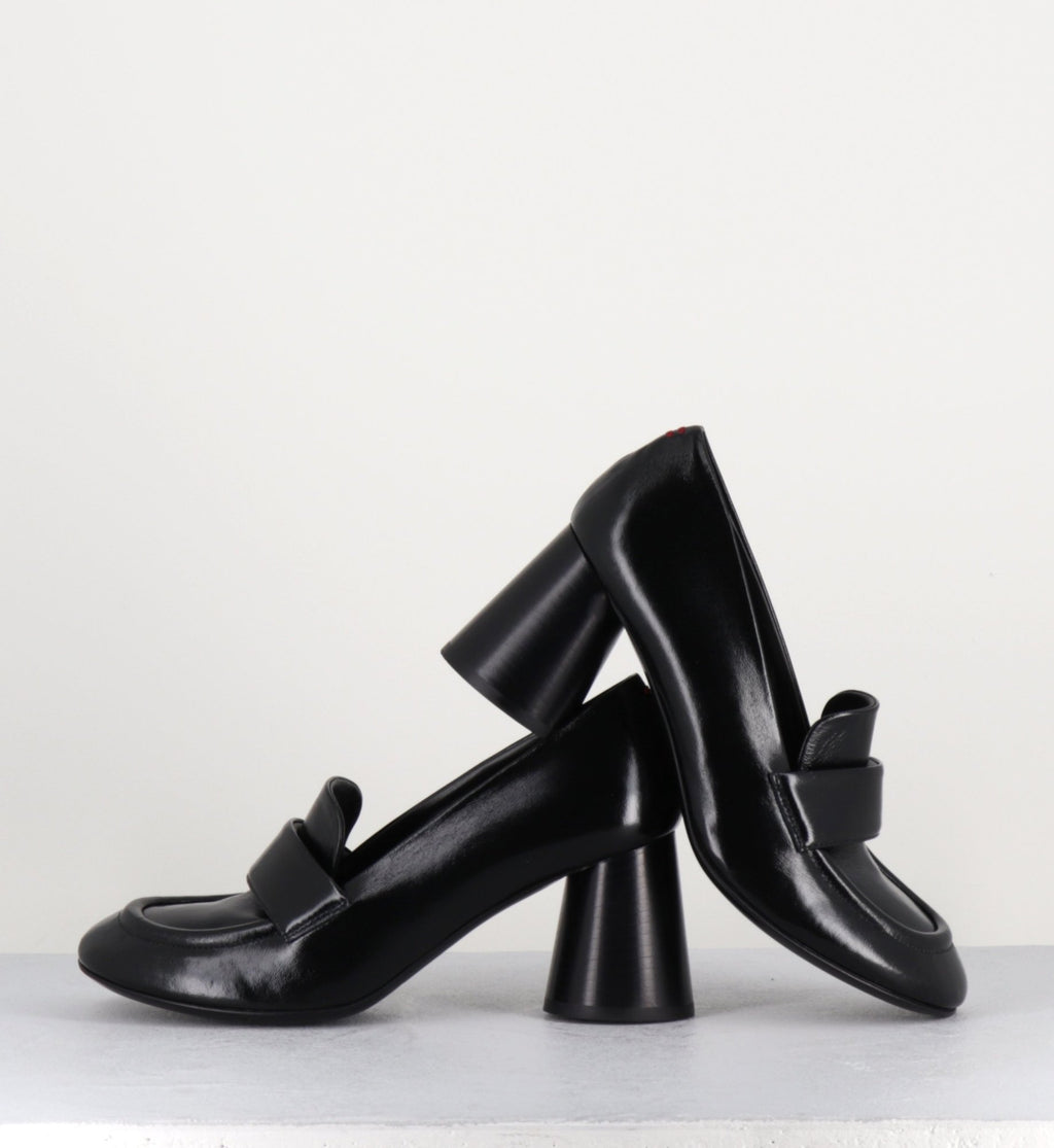 Mocassins à talon en cuir noir - ACE03 NERO