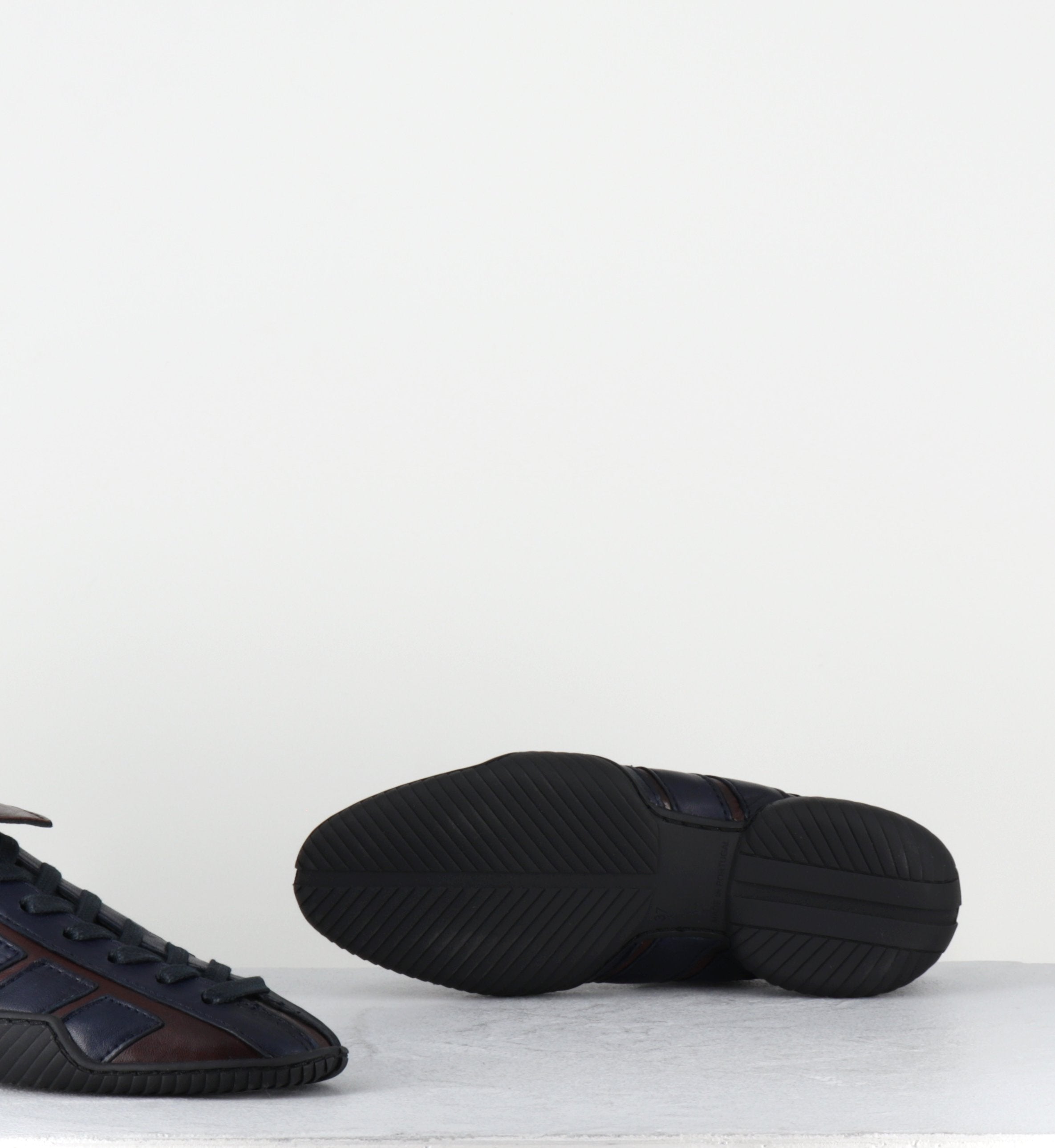 NIKOLETTA BROWN NAVY