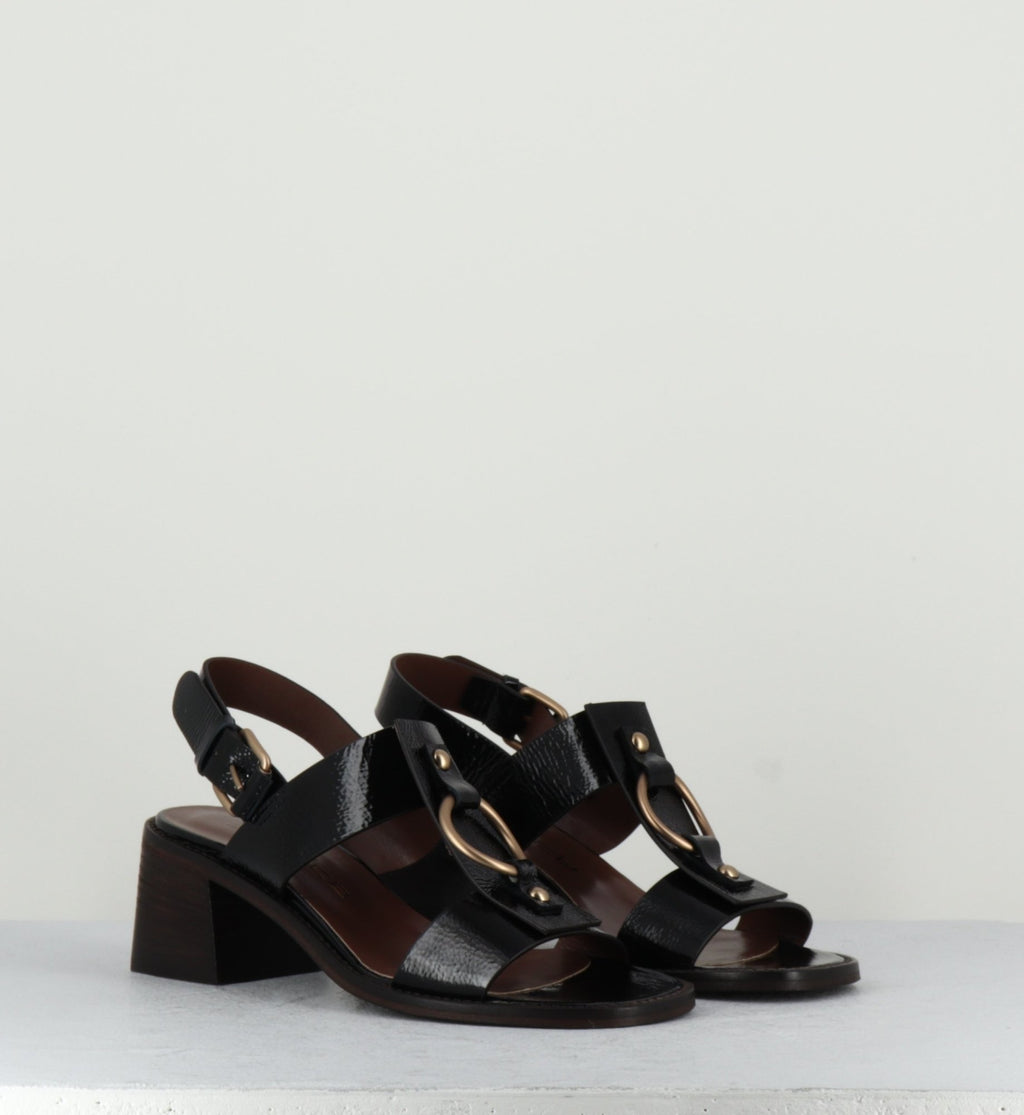 PE21004 NERO