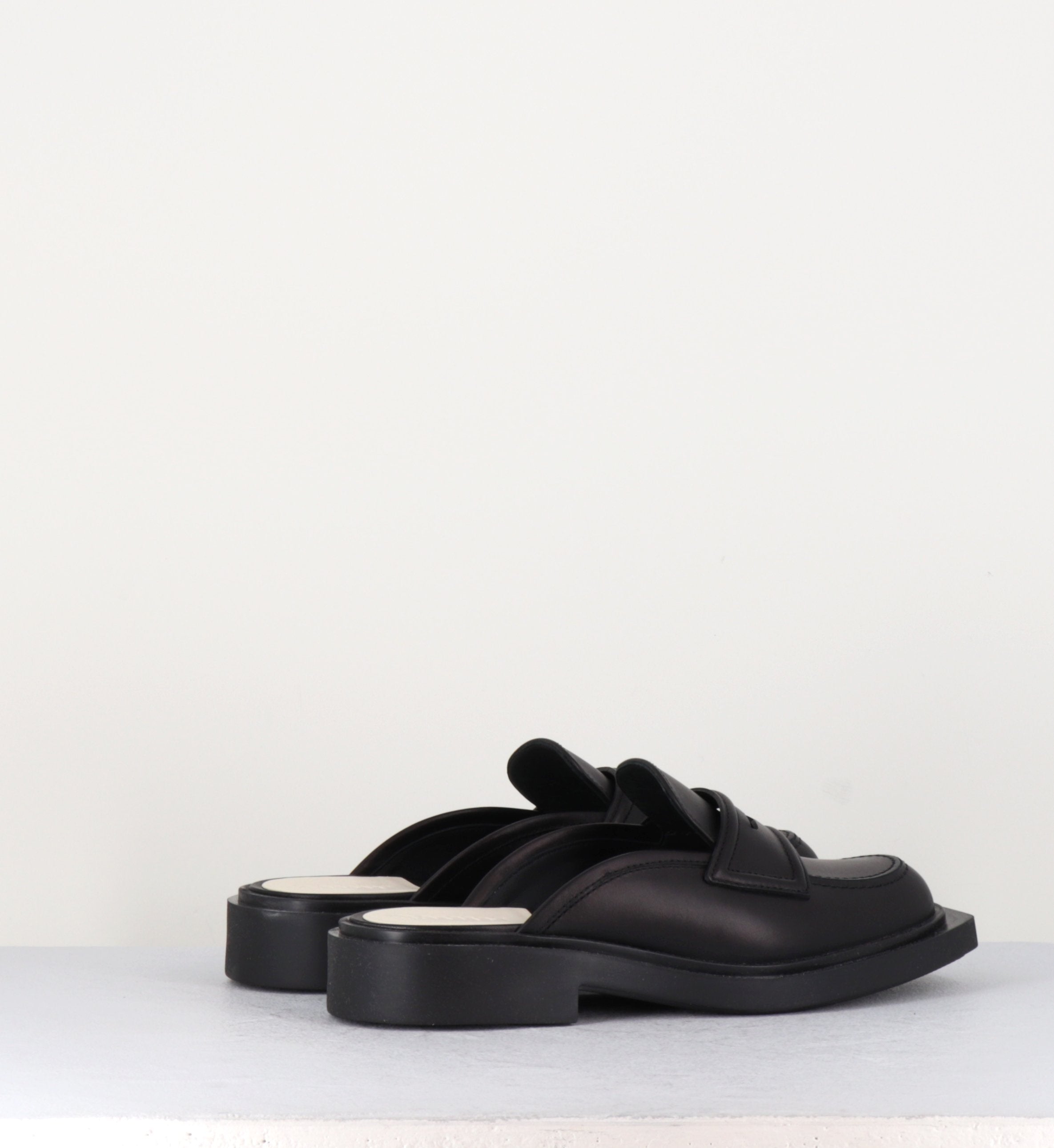Mules mocassins en cuir noir - IBIZA LEE BLACK