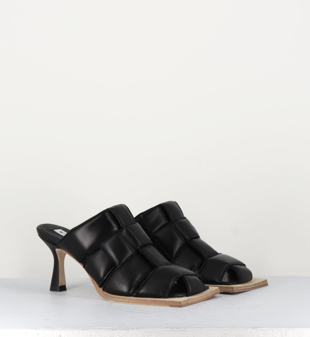 MAYTE BLACK MULES