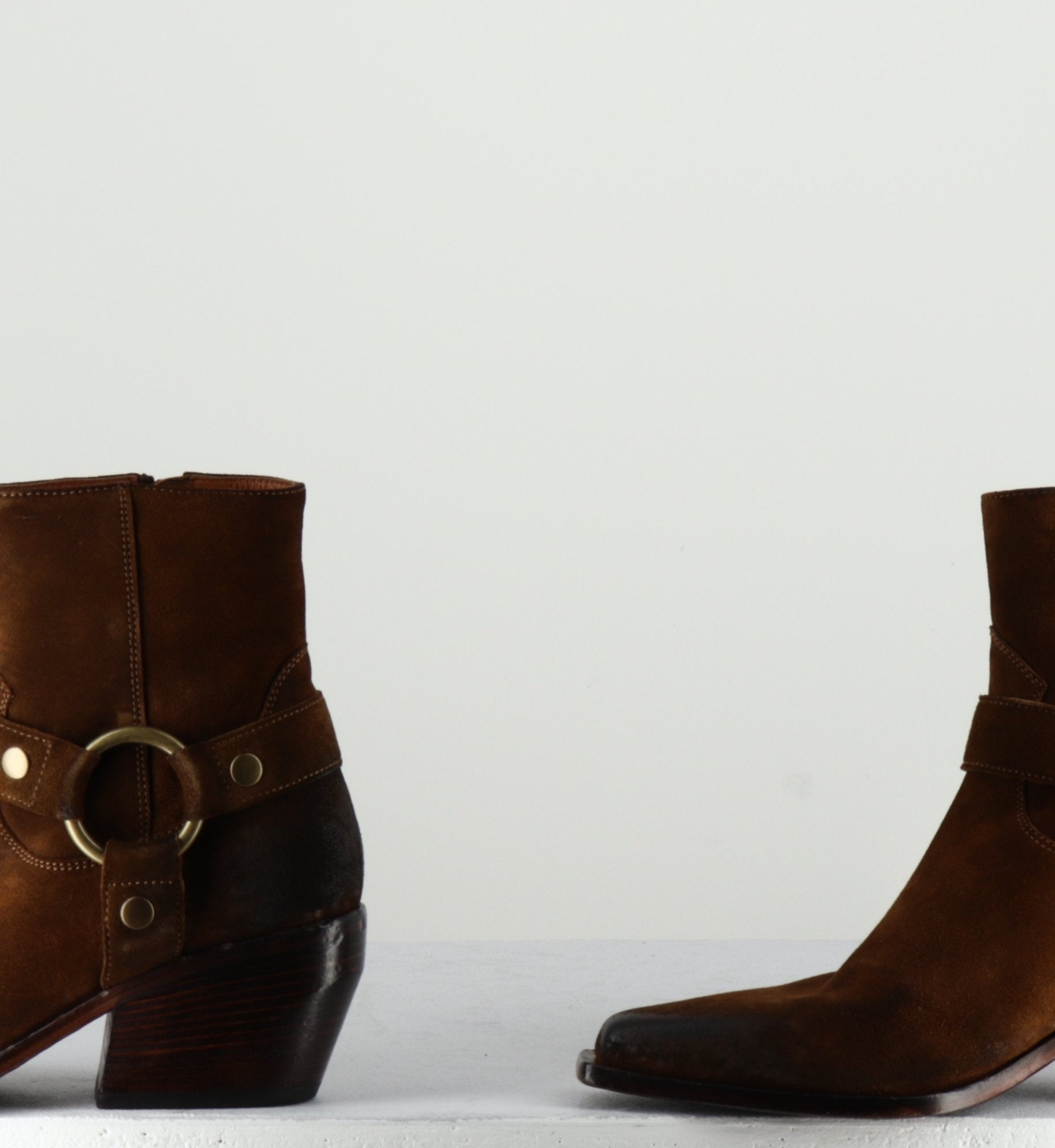 E2646H24 VELOUR NUCCIOLA