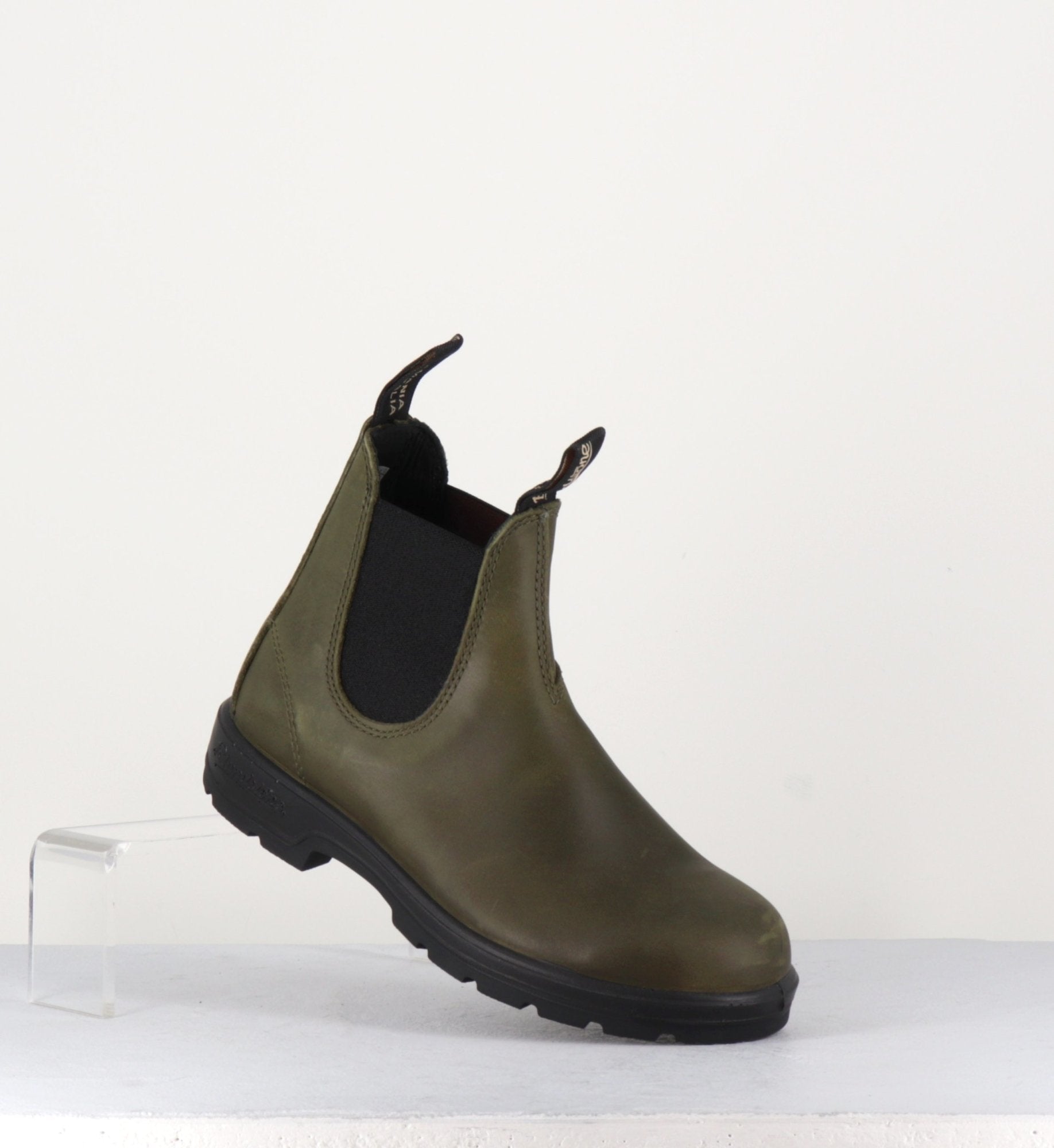 2052 CUIR OLIVE