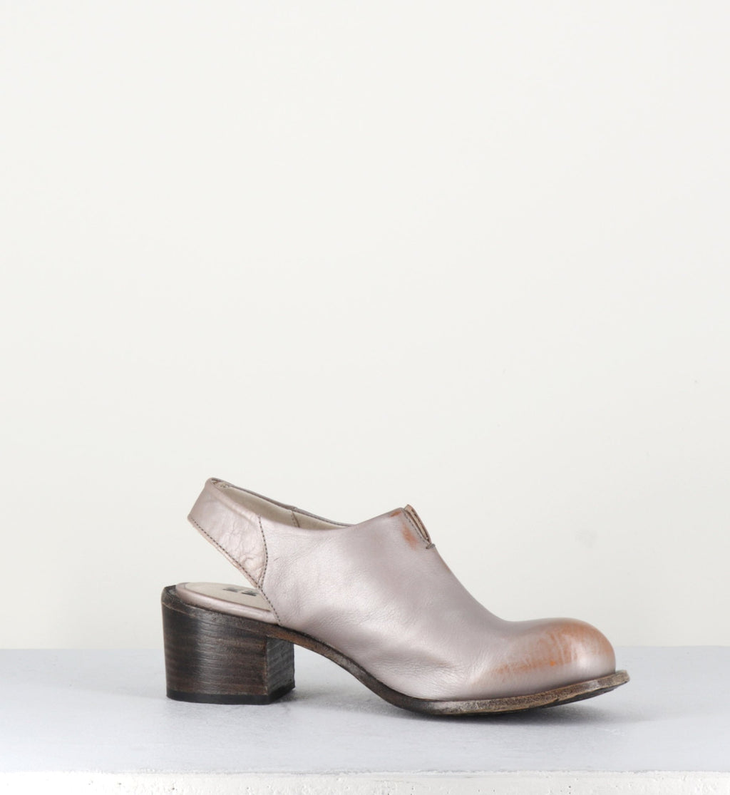 Chaussures japonisantes en cuir souple argent mat brossé - 1GS343 ARGENTO