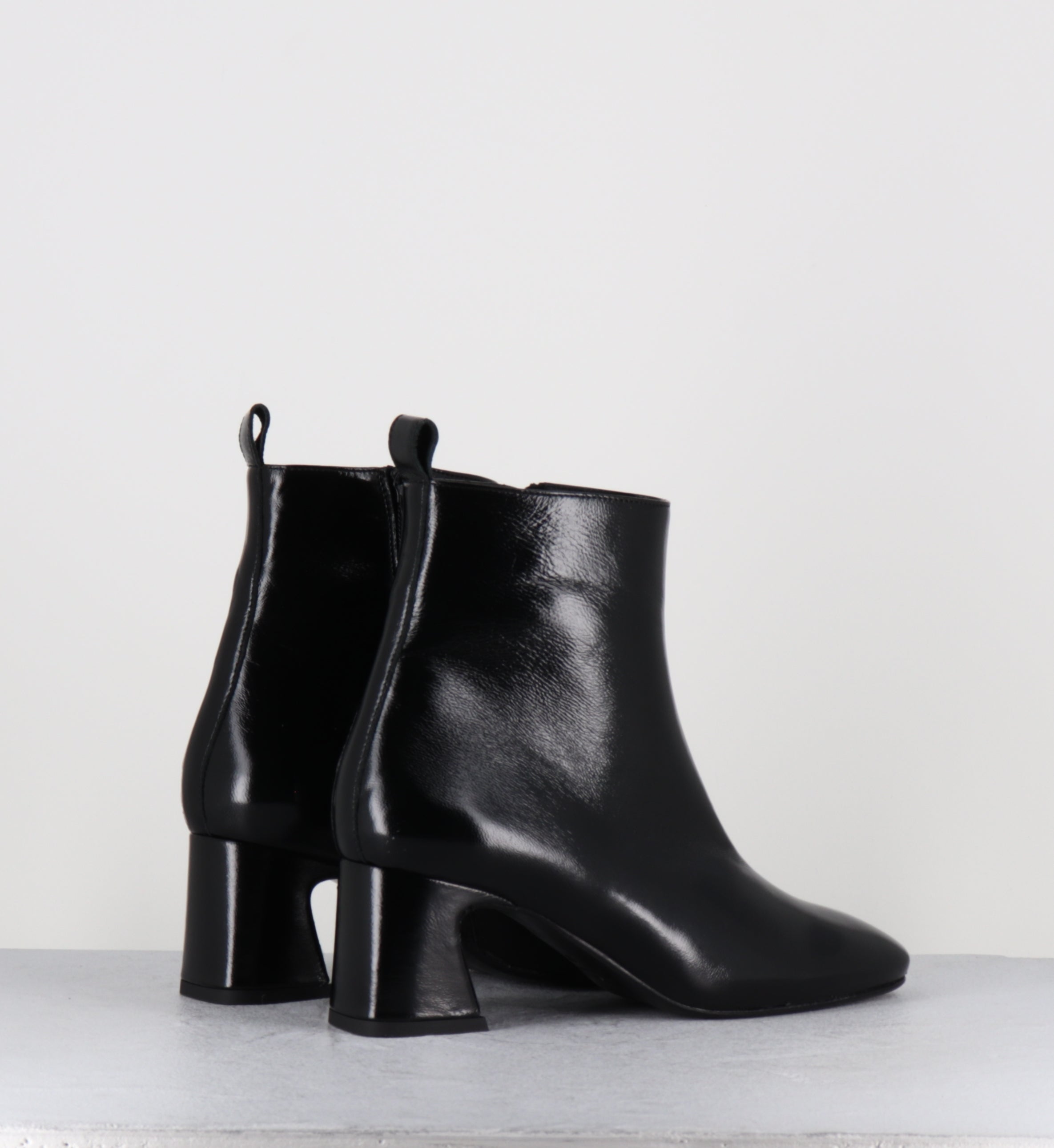 HELENINA VERLUX NERO