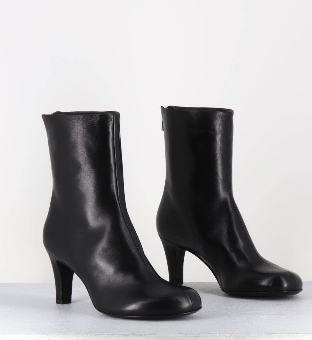 ESME005 GUANTERIA NERO