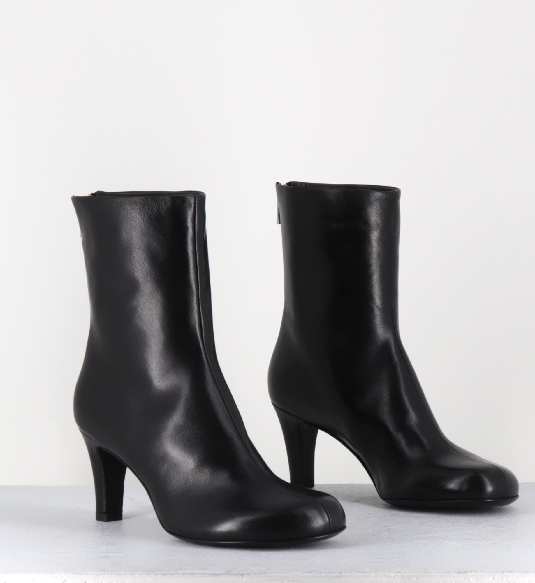 ESME005 GUANTERIA NERO