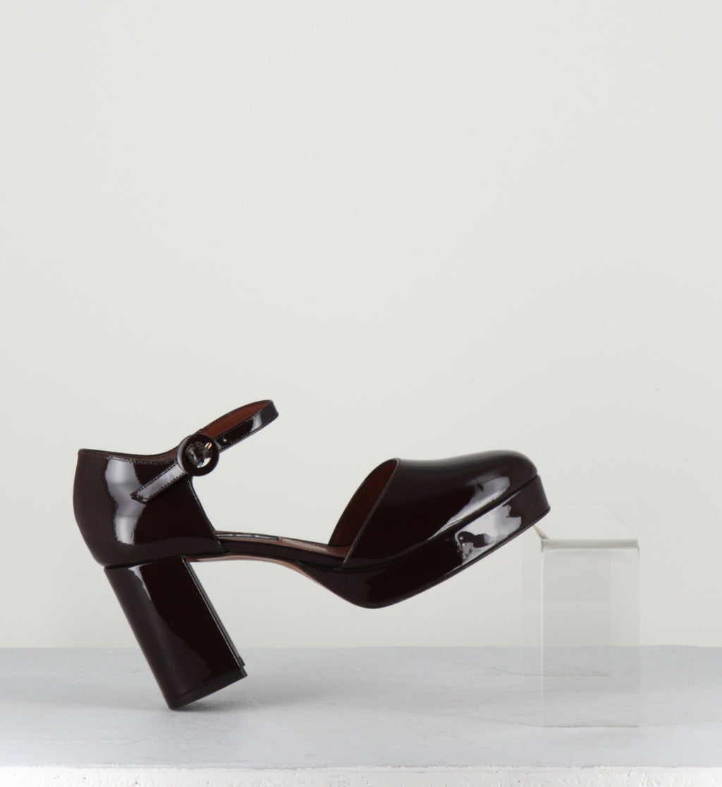 Babies en cuir vernis chocolat - CAMELIA CHOCOLAT