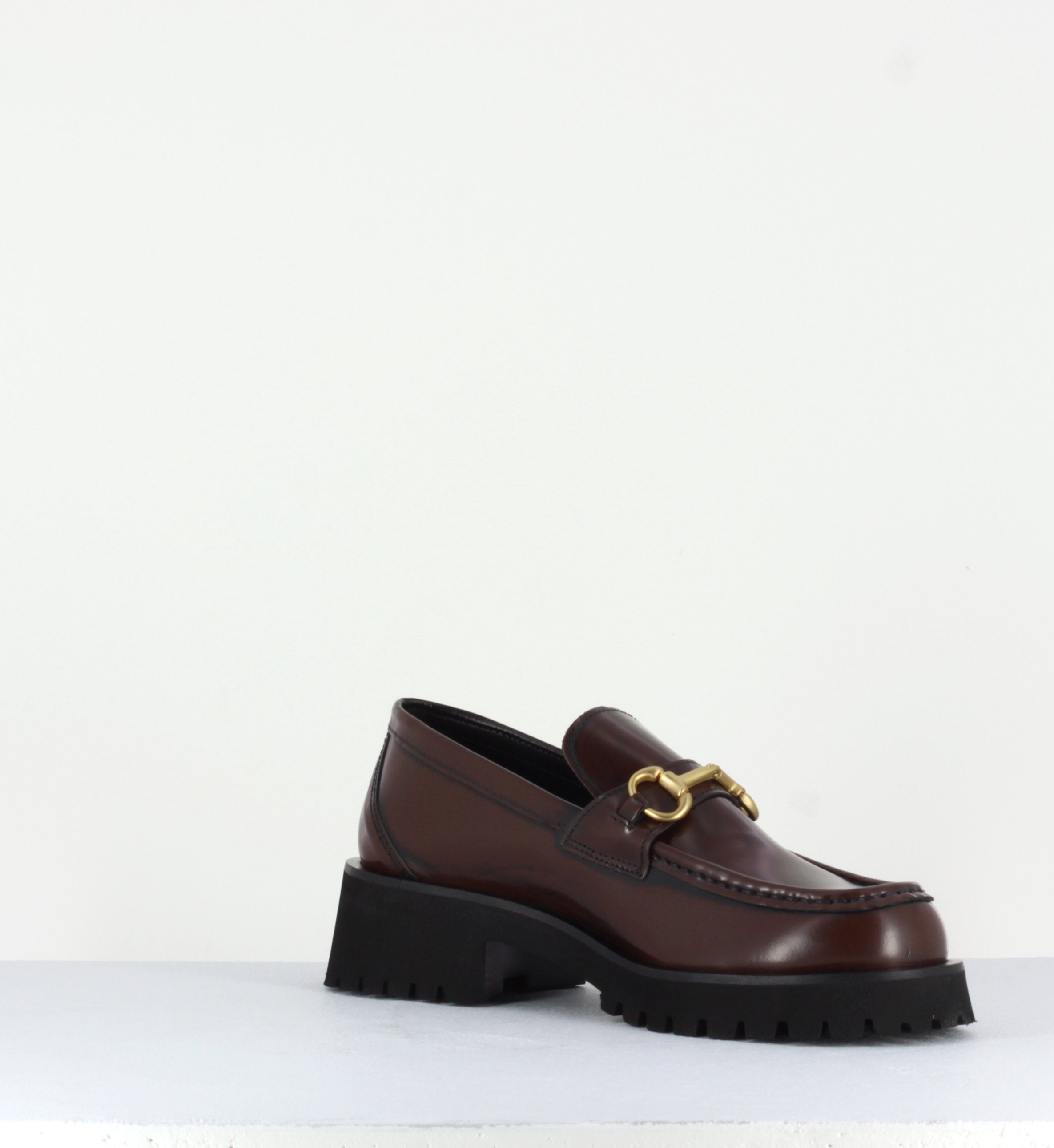 Mocassin en cuir marron à mors doré & semelle micro - 21JMC30 MORO