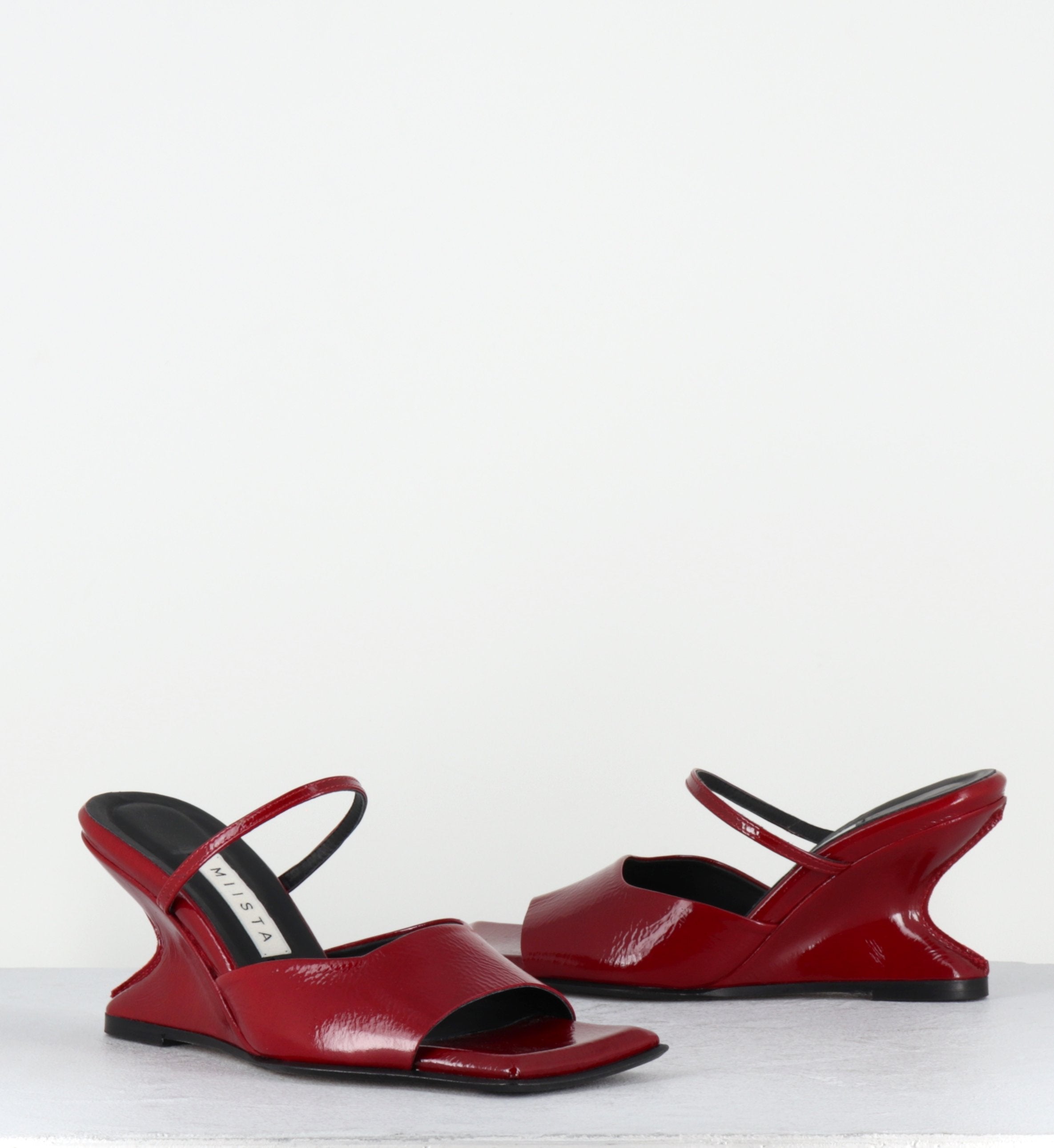 EGLE DARK RED SANDAL