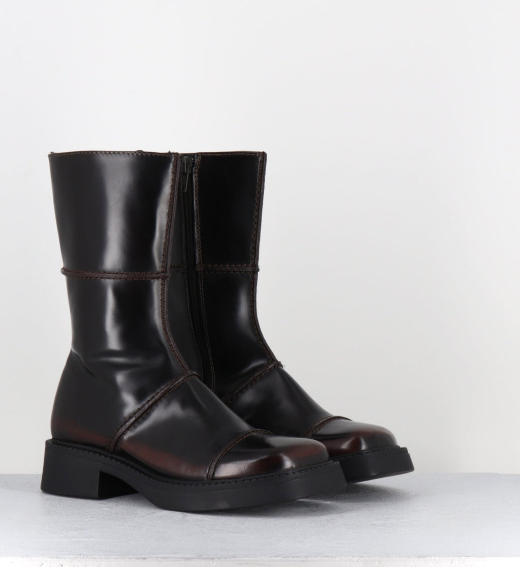 DAHLIA DARK BROWN BOOTS