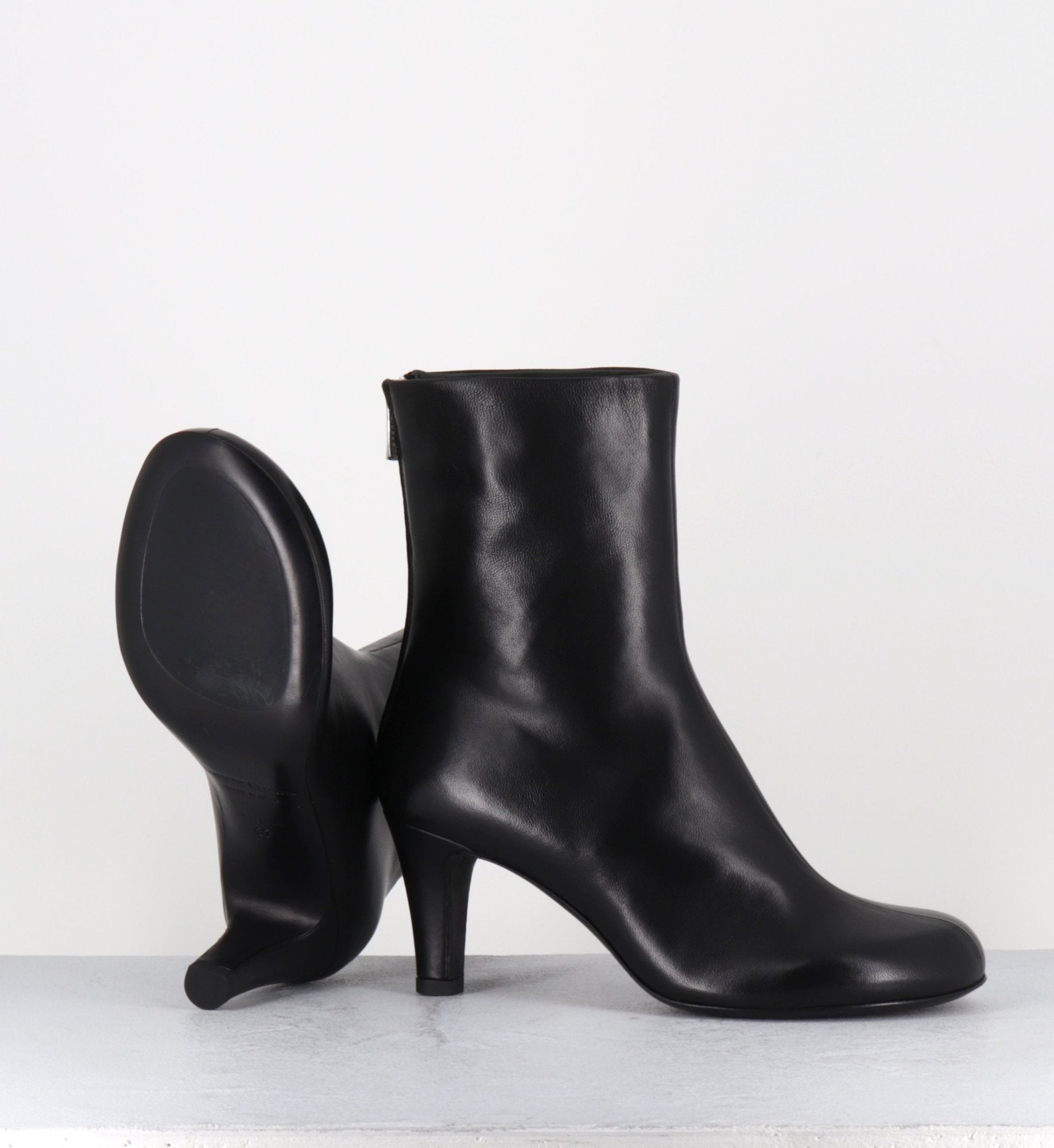 ESME005 GUANTERIA NERO