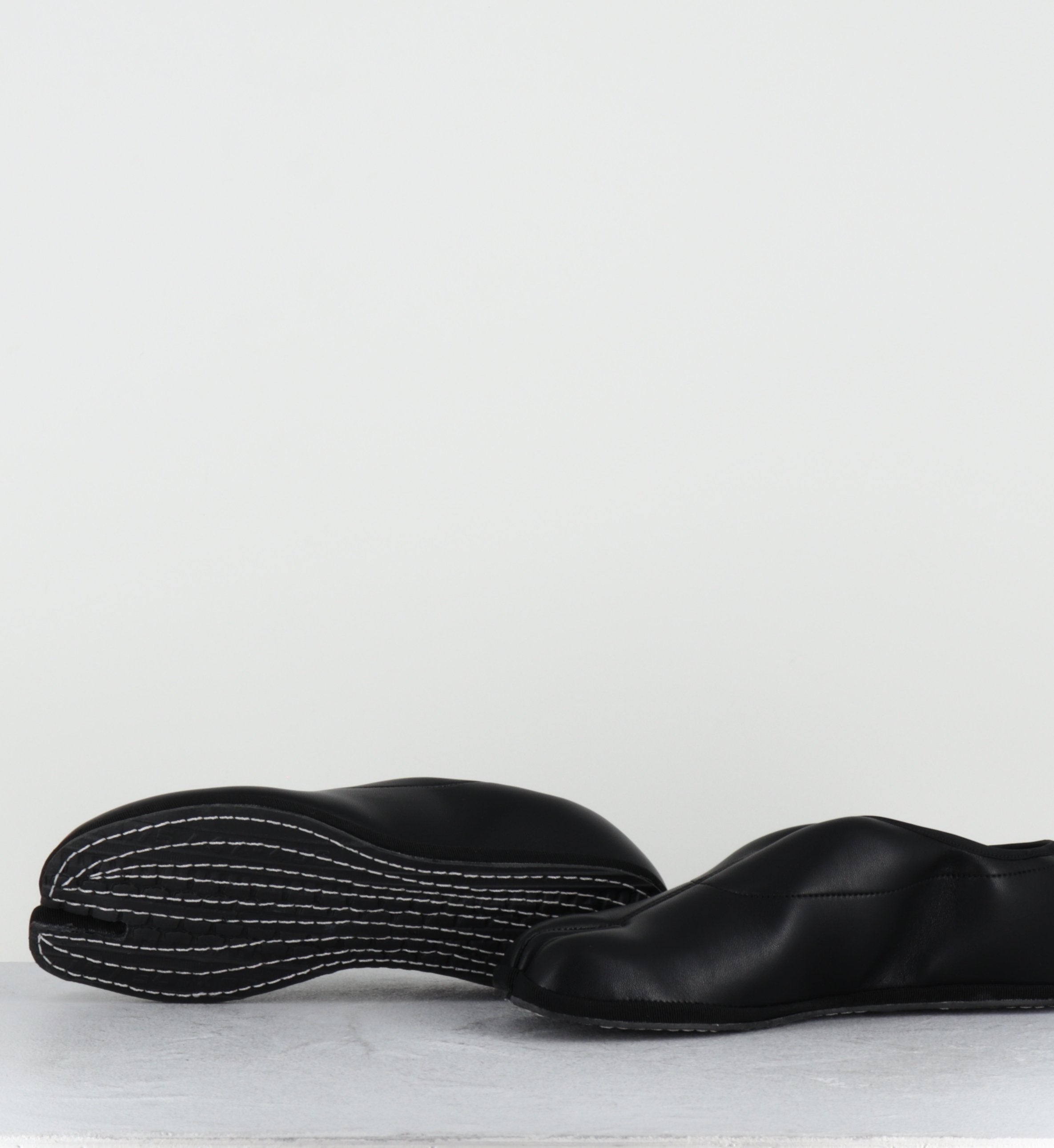 TABI MOC NAPPA BLACK