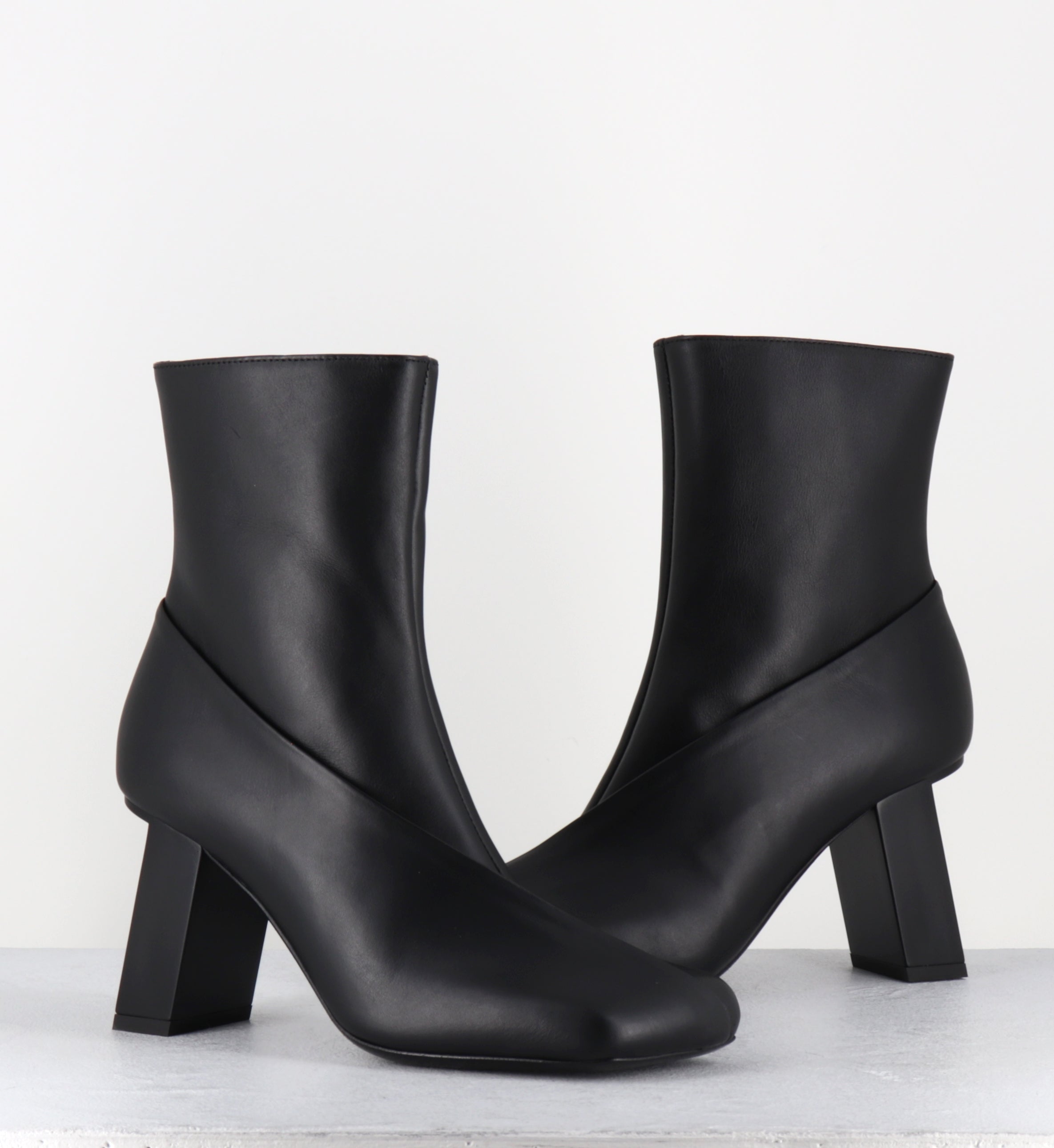 1H4450D ELODIE BLACK