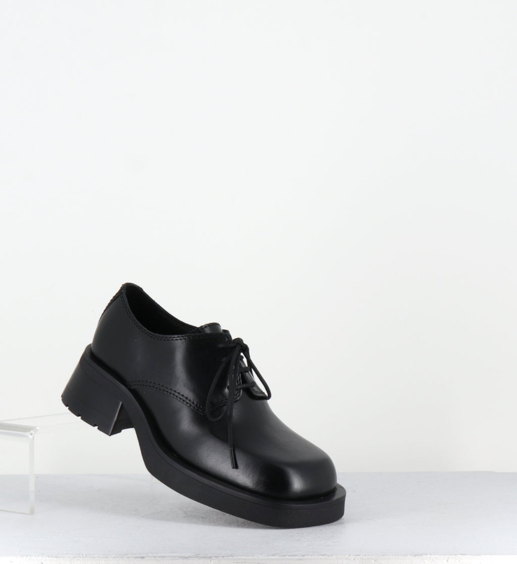 ALTHEA BLACK BROGUES