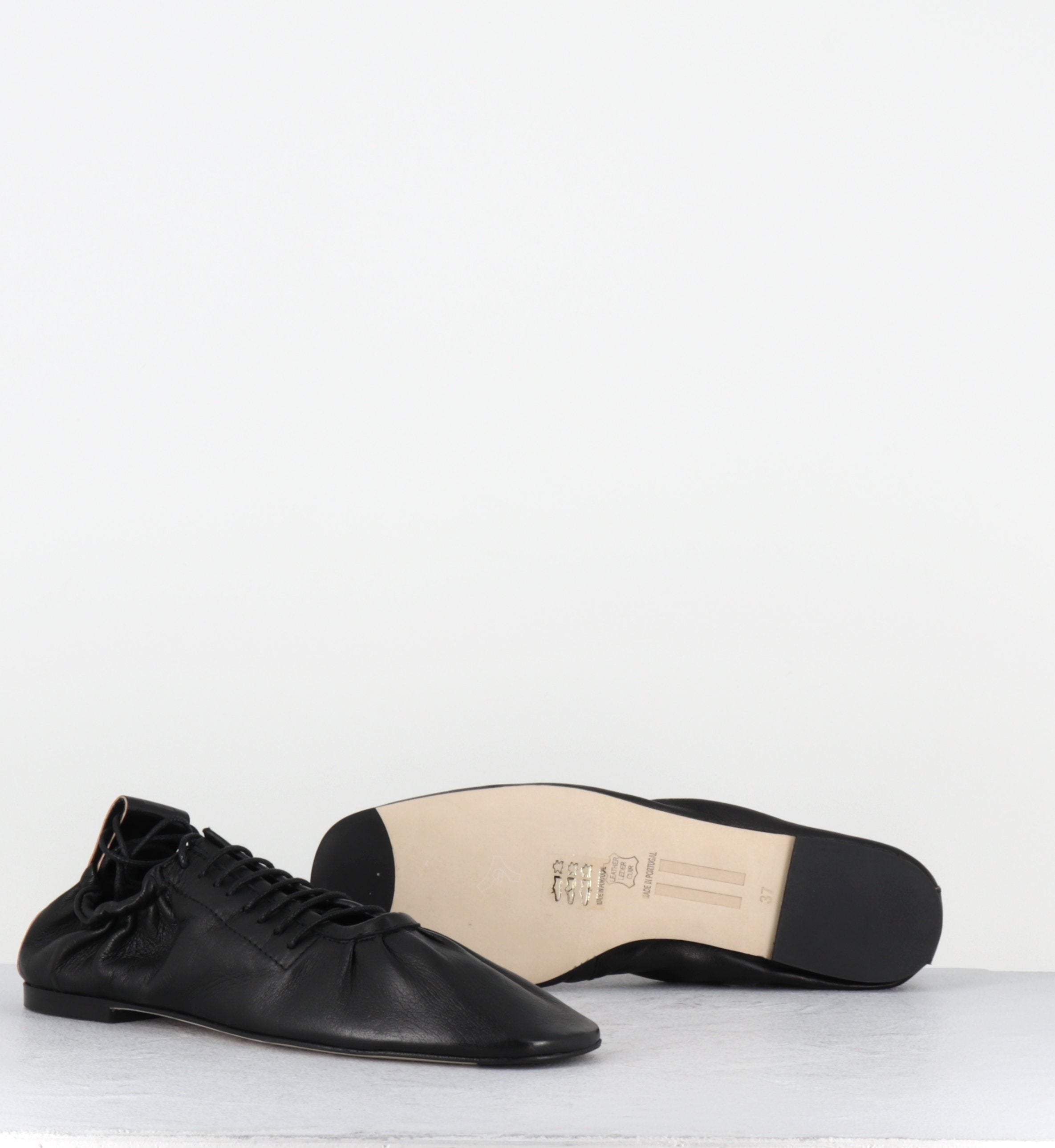 CONSUELO BLACK BALLERINAS