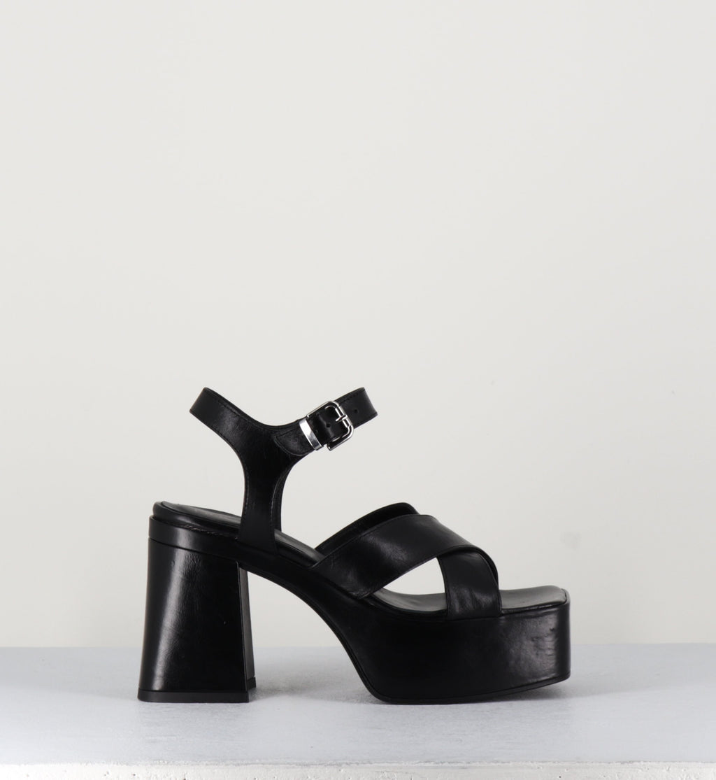 PE7637 NERO