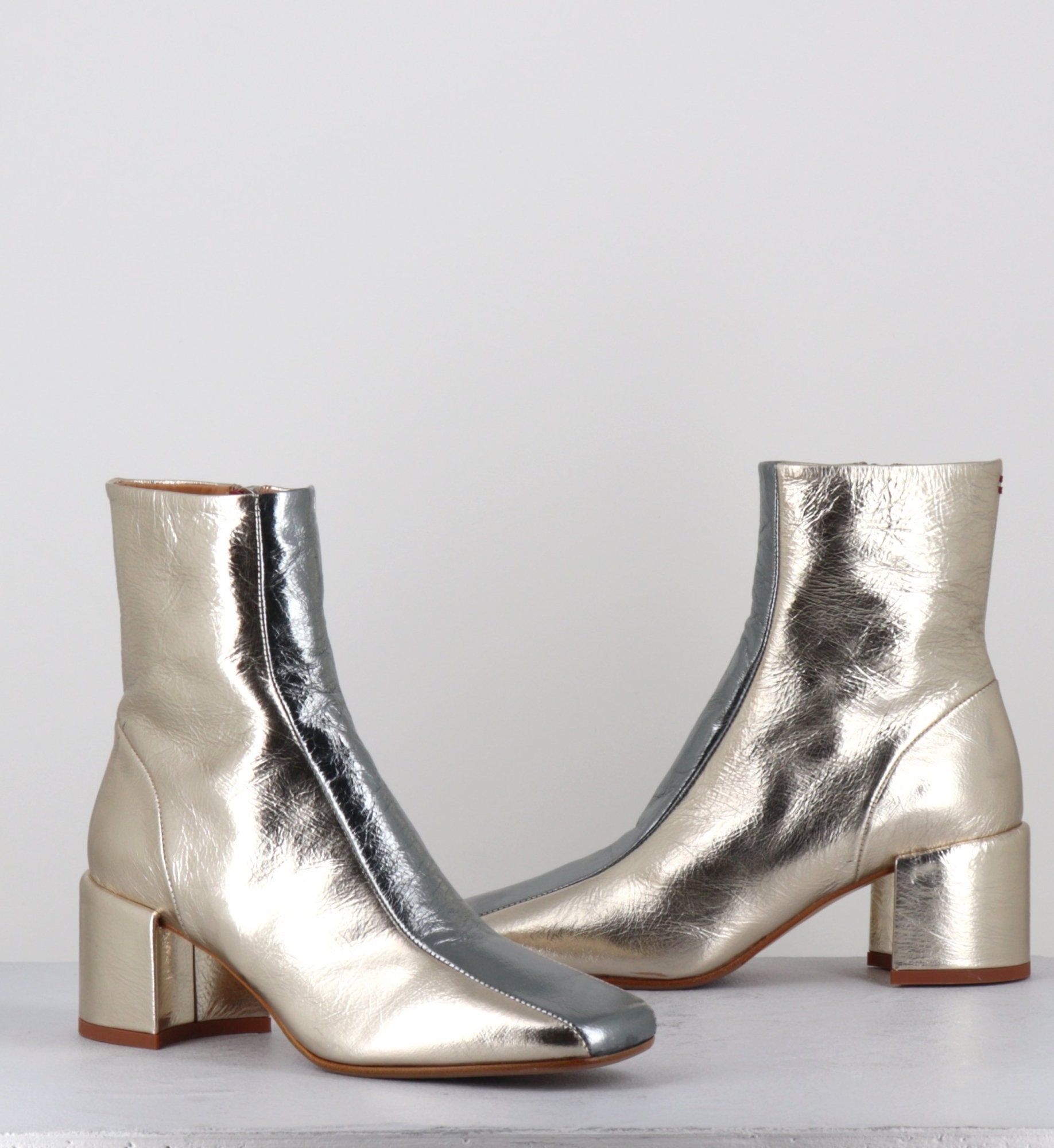 CECIL13 METAL PLATINO