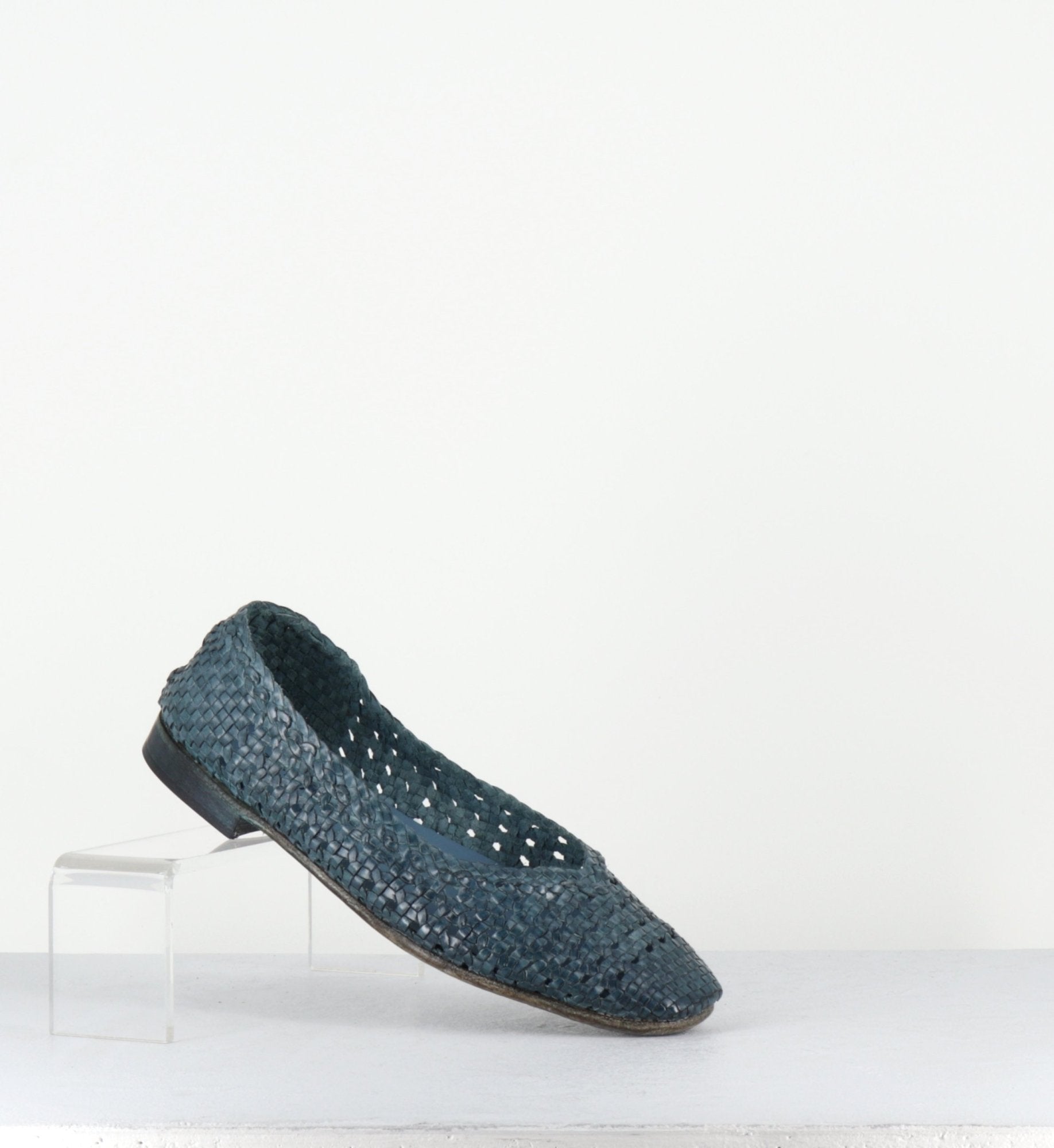 DOBRA DENIM