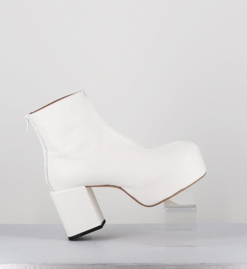 1GS447 CUSNA BIANCO