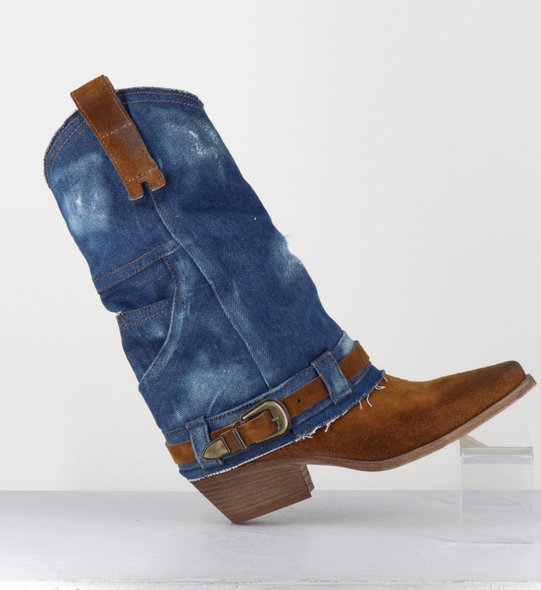 SADA JEANS SUEDE