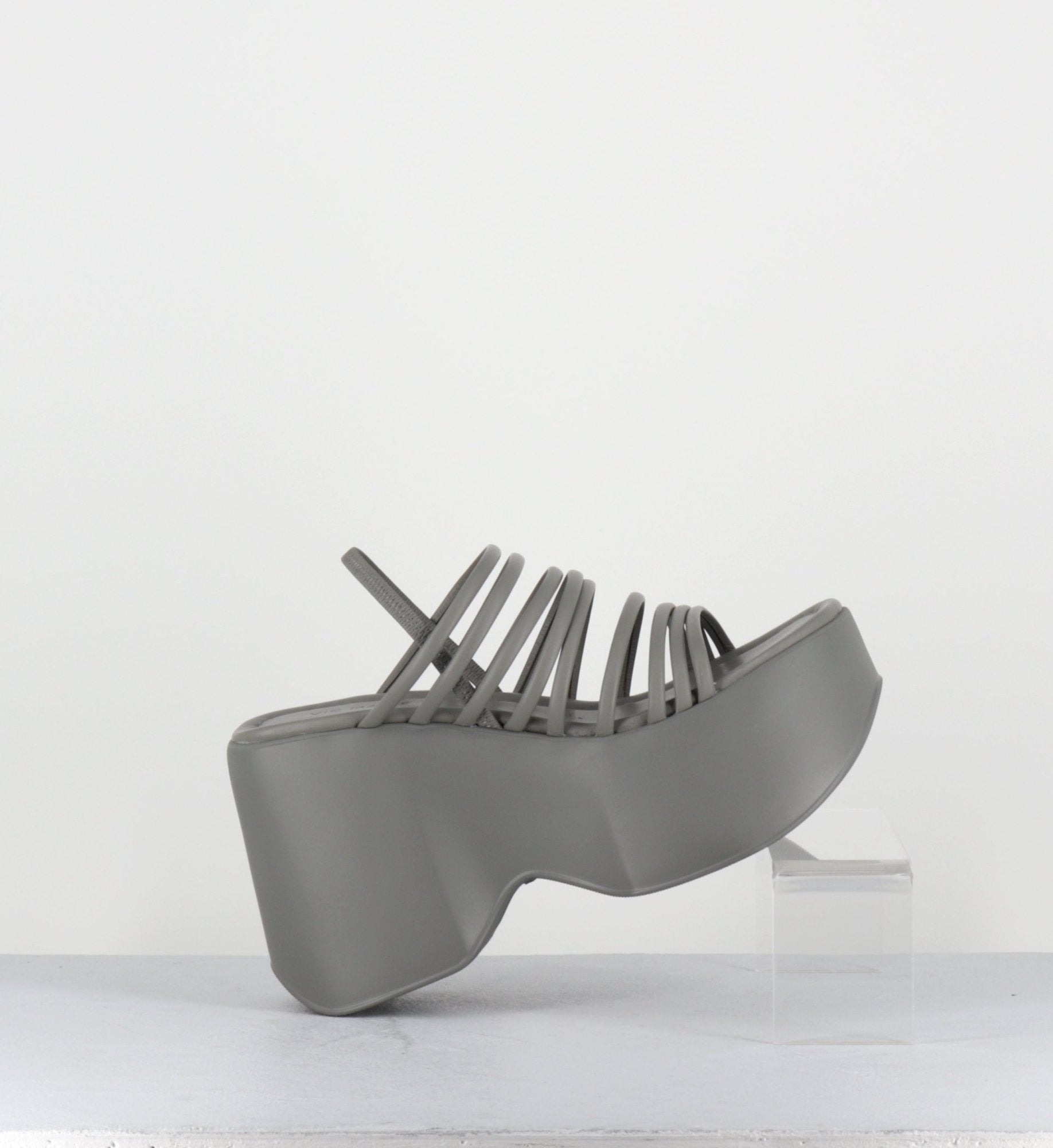 1C6758D TRAVEL LIGHT