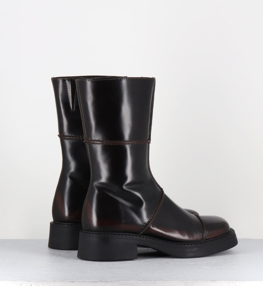 DAHLIA DARK BROWN BOOTS