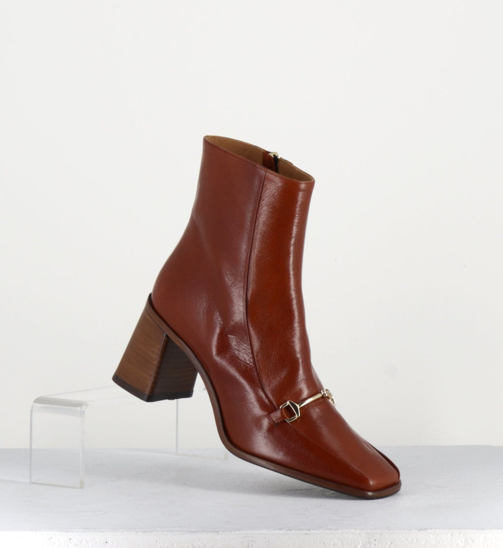 2537 FELLINI COGNAC