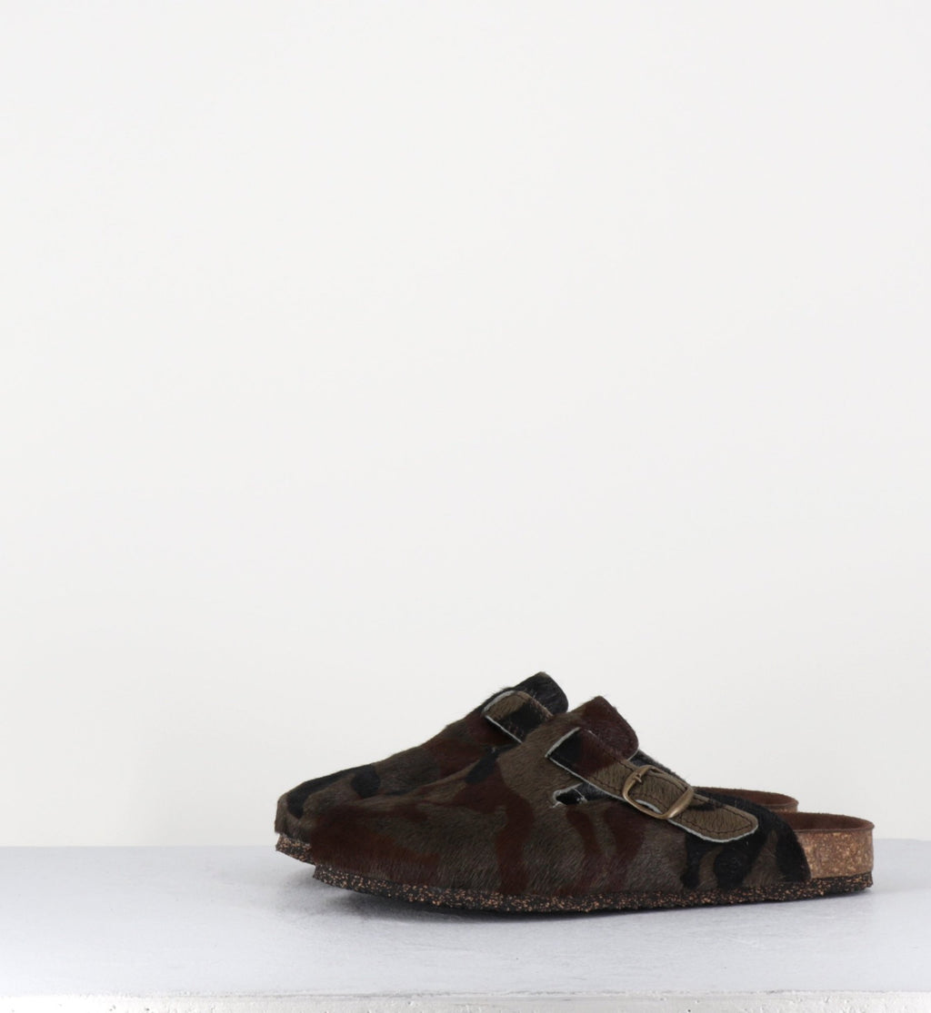 230 CAMOUFLAGE