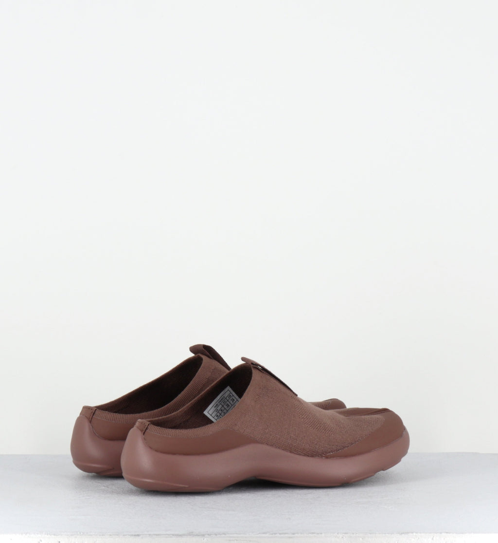 TABI MULES CHOCOLATE