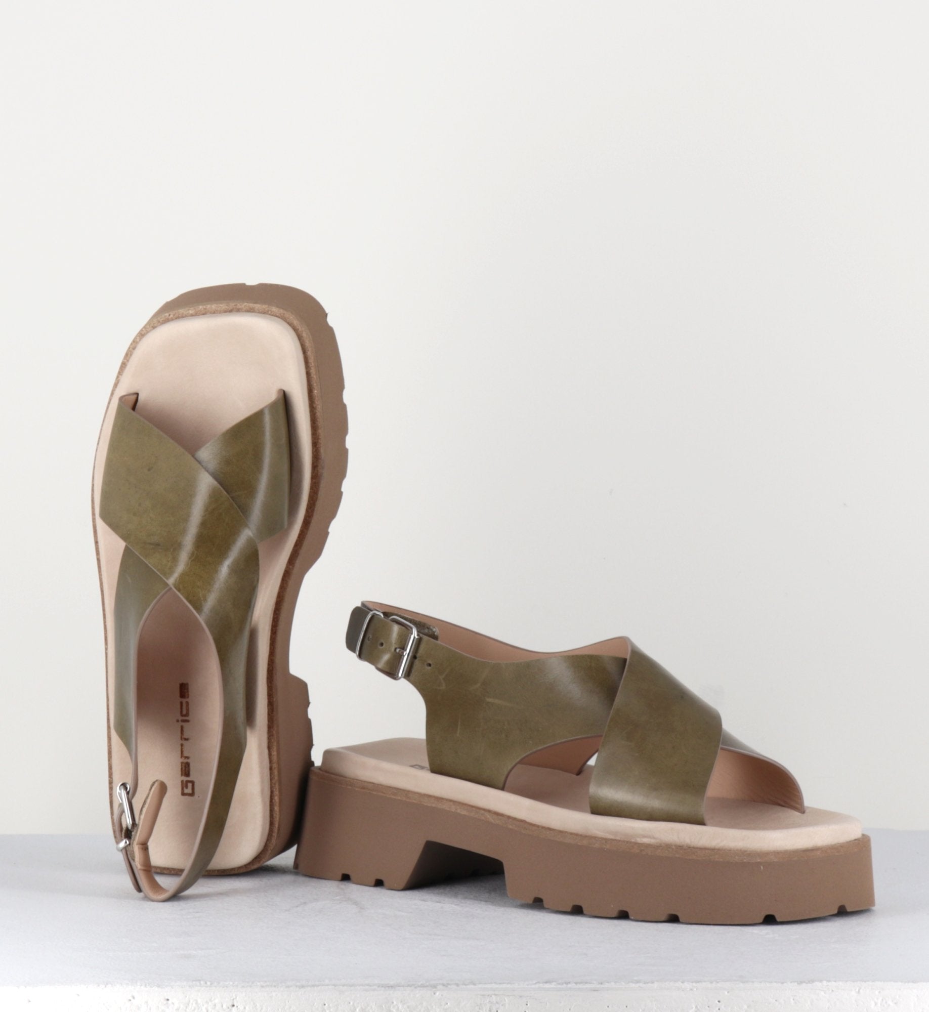 PE7422 MILITARE